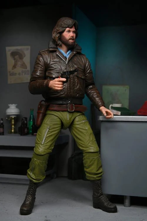 NECA The Thing Ultimate MacReady V2 Action Figure - Station Survival Edition - Collectible Horror Movie Toy for Fans & Display