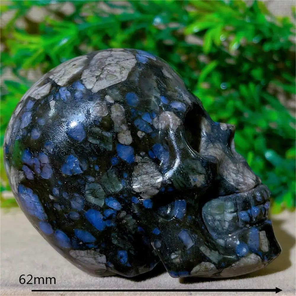 Natural Glaucophane Crystal Skull Carving - Handcrafted Healing Stone Quartz Mineral for Spiritual Decor, Meditation & Home Decoration