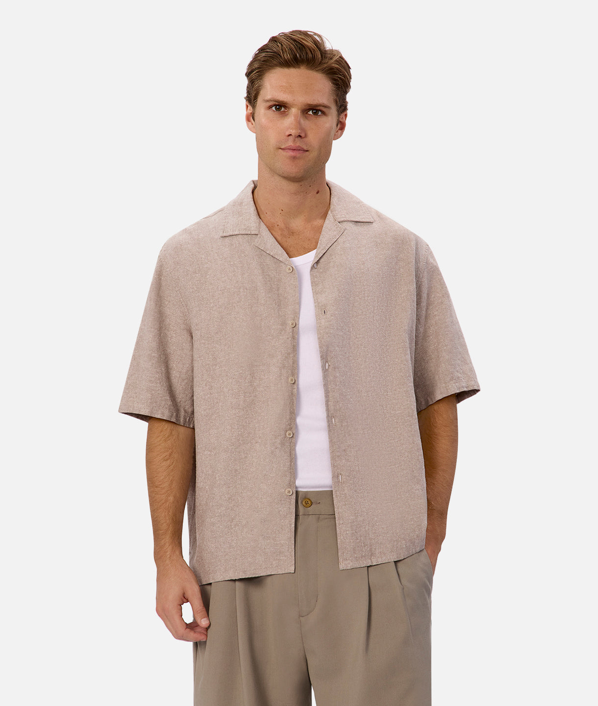 Fossil Havana Short Sleeve Shirt for Men - Casual Button Down Shirt for Summer, Travel, and Outdoor Activities