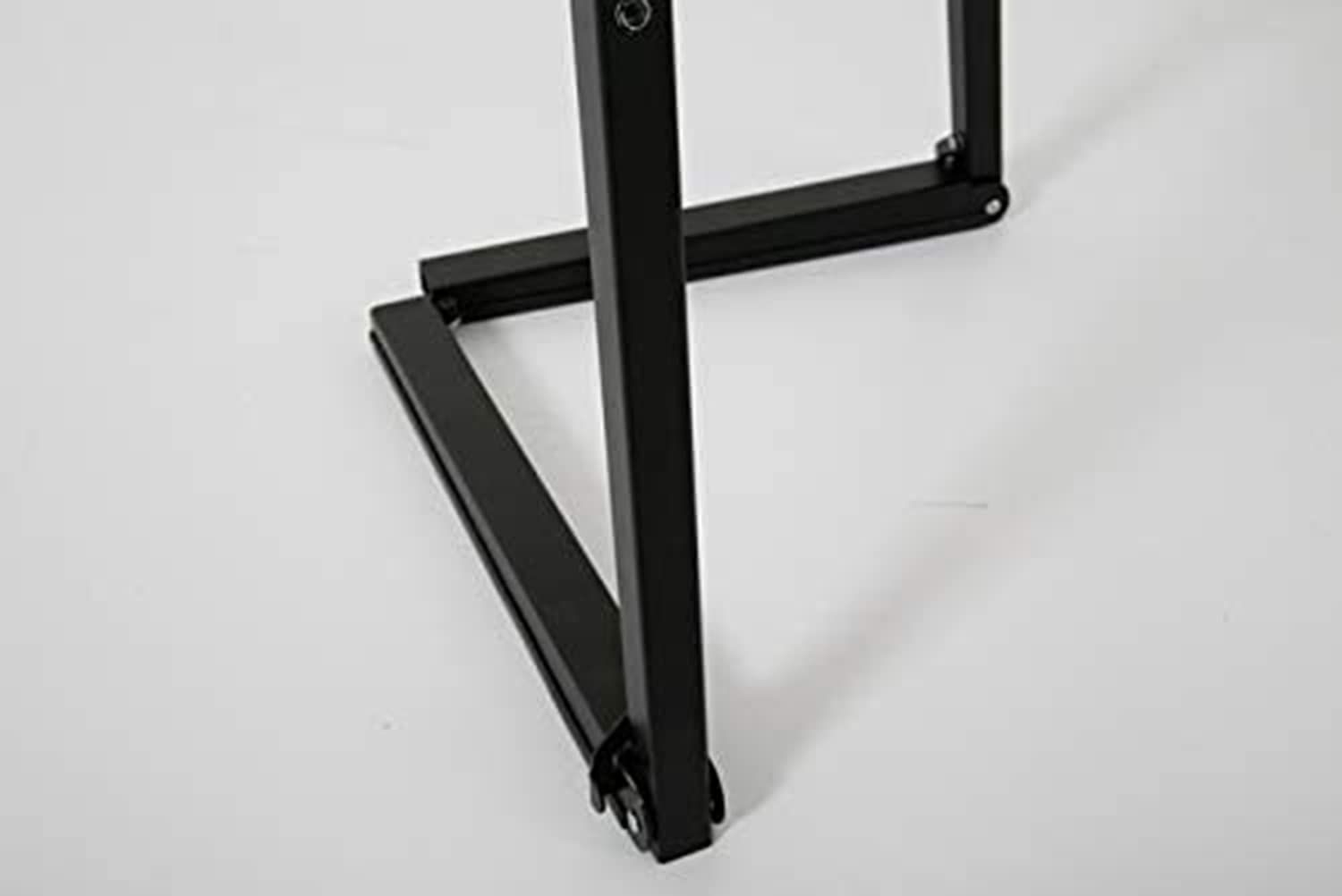 M&T Displays 59