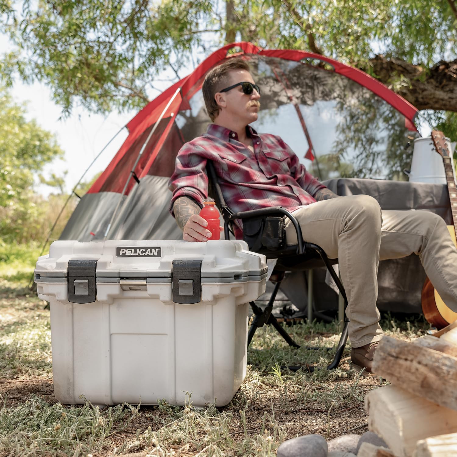 Pelican 30 Quart Elite Cooler - Heavy Duty Rotomolded Ice Chest for Camping, Fishing, Hunting & Outdoor Adventures - Keeps Ice for Days, Perfect for Picnics, Tailgating & Beach Trips