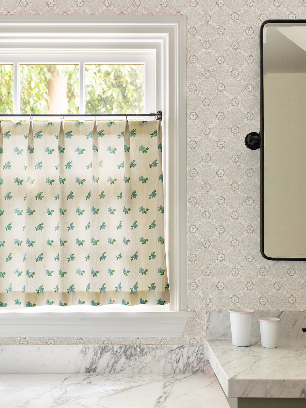 Nathan Turner 'Lucia' Neutral Wallpaper - Elegant Home Decor for Living Room, Bedroom & Office