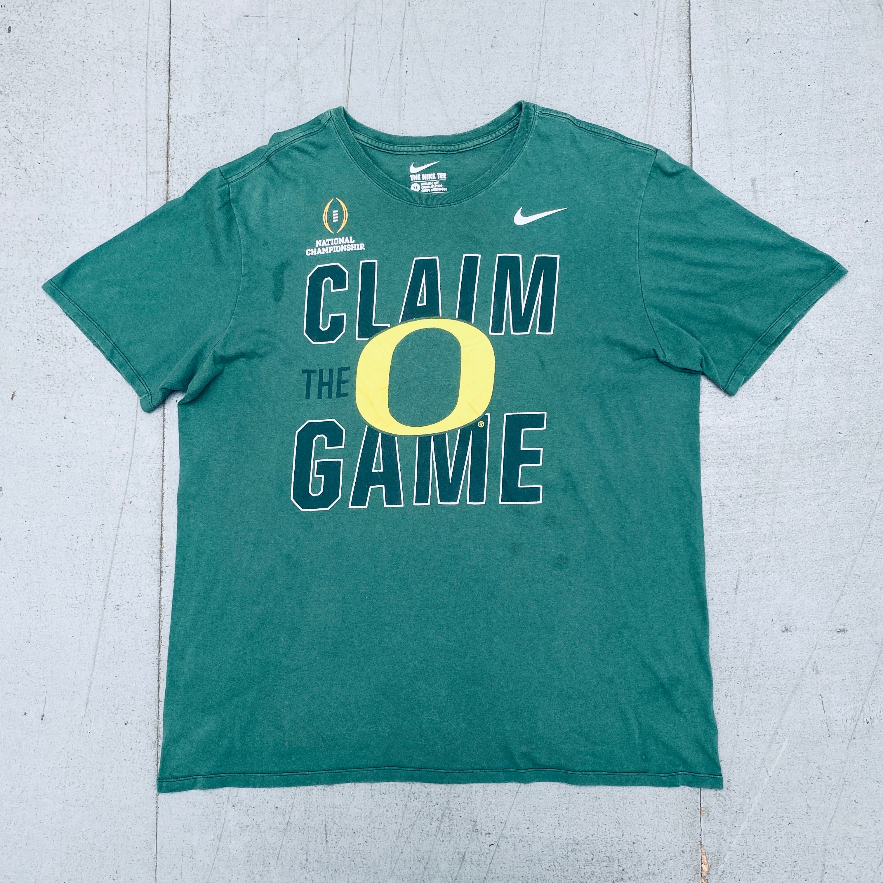 Oregon Ducks 2011 Nike Graphic Spellout National Championship T-Shirt XL - Vintage College Football Fan Apparel for Game Day & Sports Enthusiasts