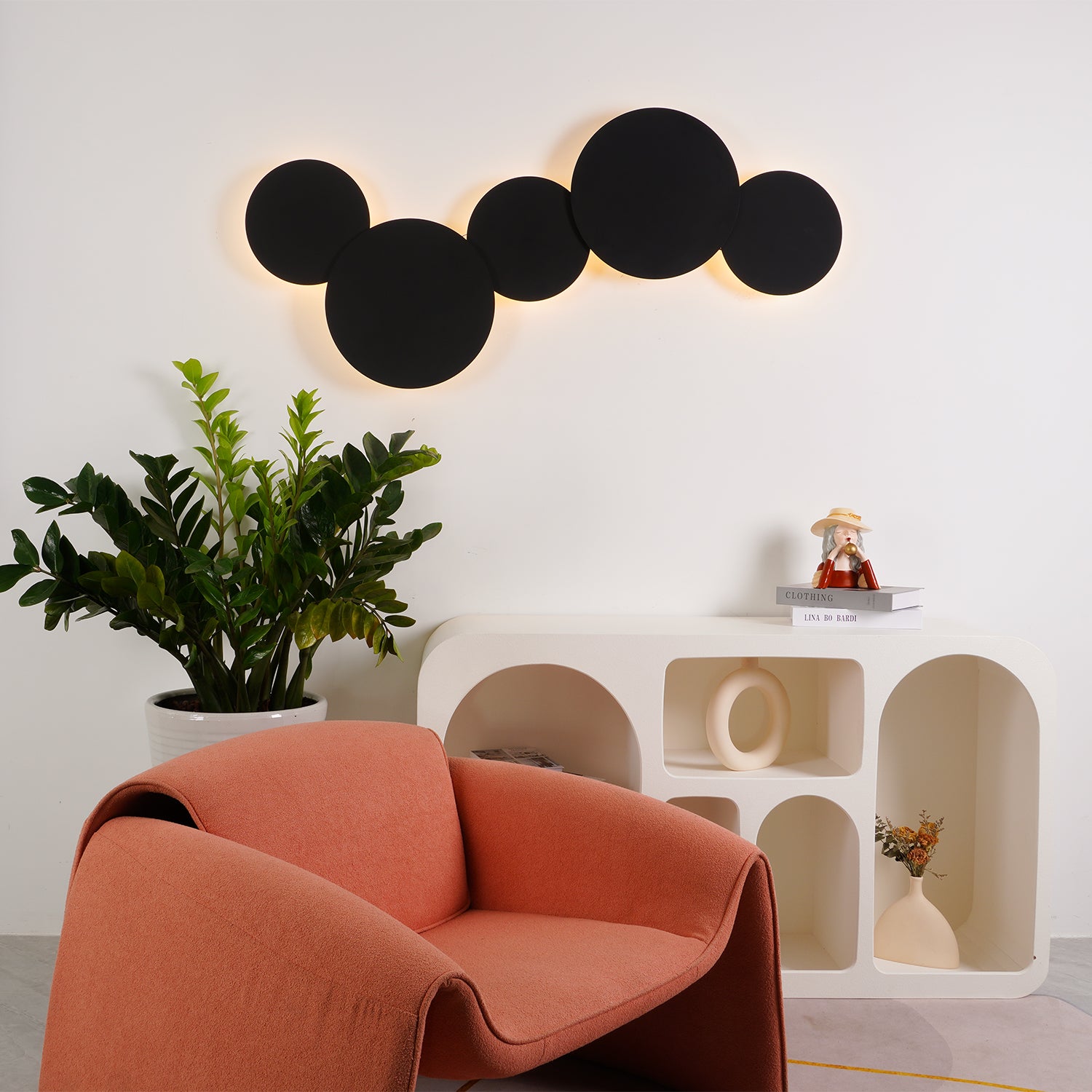Modern Overlapping Circle Wall Lamp - Sleek LED Sconce Lighting for Bedroom, Living Room & Hallway - Dimmable Ambient Light Fixture for Home Decor