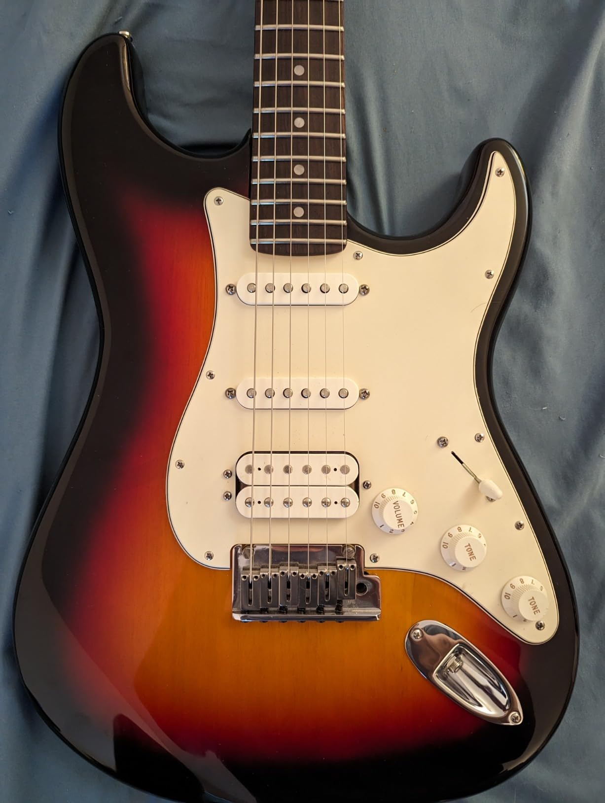Premium Poplar Electric Guitar Body for Fender ST Strat - HSS Pickup Routing, Glossy Sunset Finish, 56mm Thickness | Perfect for DIY Guitar Builds & Custom Upgrades