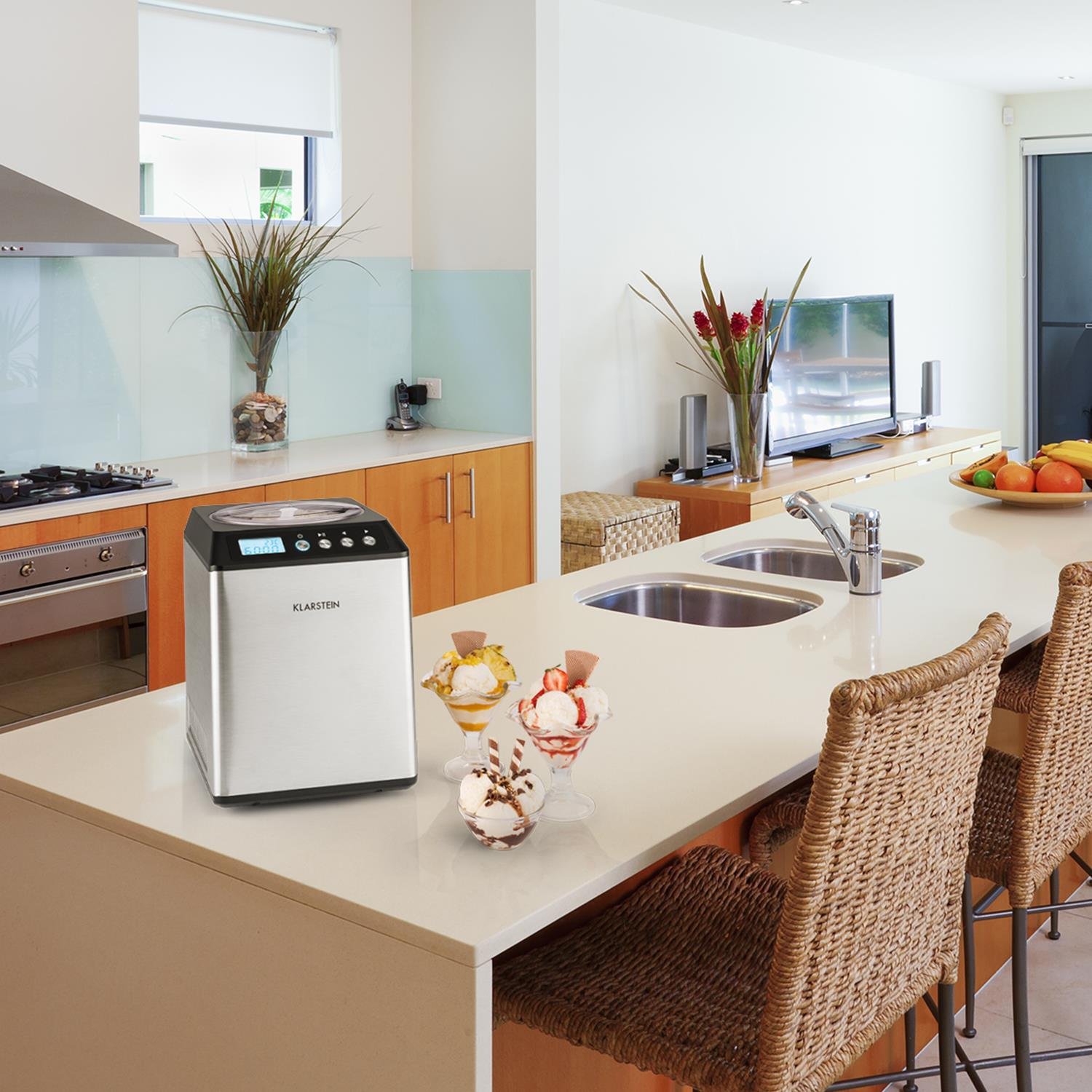 Klarstein Vanilly Sky Family Ice Cream Maker - 2.5L Capacity, 250W, with Cooling Function, Timer & Display for Homemade Yogurt & Frozen Treats | Perfect for Parties, Desserts & Summer Refreshments