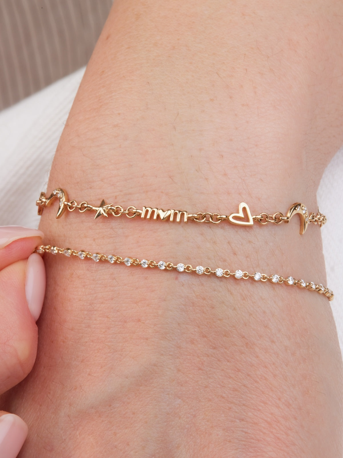 Custom Charm Bracelet for Women - Personalized Name Initial Beaded Jewelry Gift for Her - Perfect for Birthdays, Anniversaries & Special Occasions
