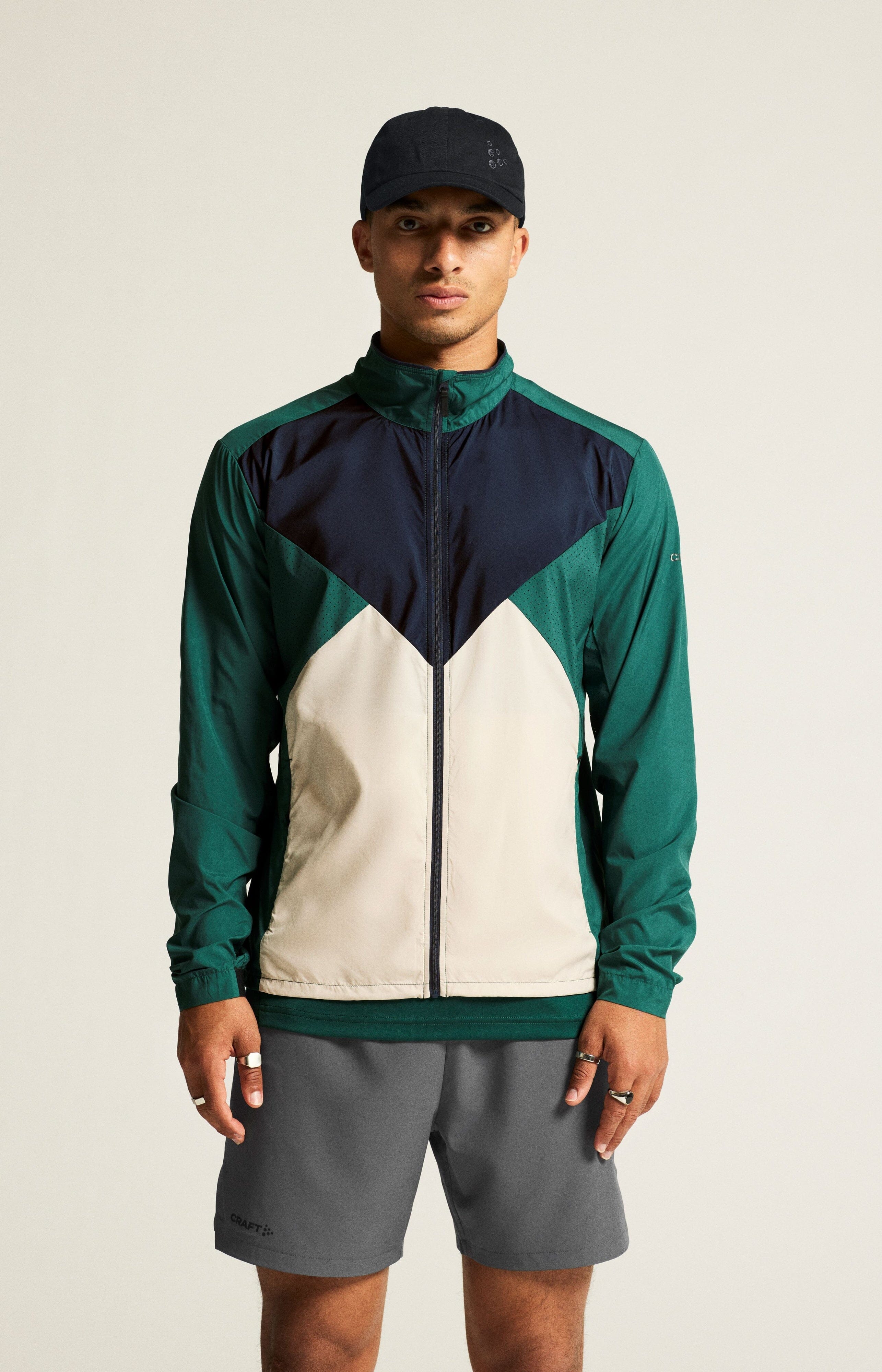 Men's ADV Essence Windproof Jacket - Lightweight Outdoor Windbreaker for Hiking, Running & Travel - Water-Resistant & Breathable