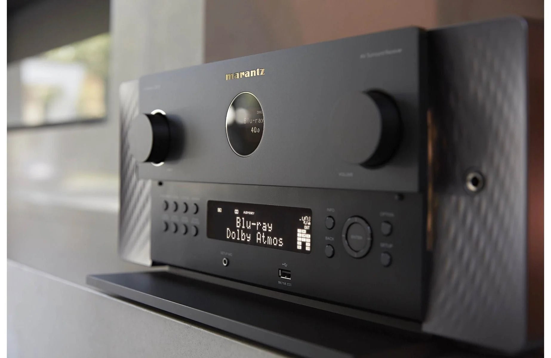 Dreamedia Platinum Home Theater System - 4K Ultra HD Projector with 5.1 Surround Sound & 120