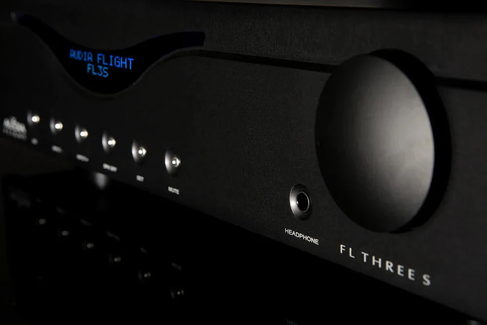 Audia Flight Three S Stereo Integrated Amplifier - High-End Audio System for Home Theater & Music Listening | Perfect for Audiophiles & Hi-Fi Enthusiasts