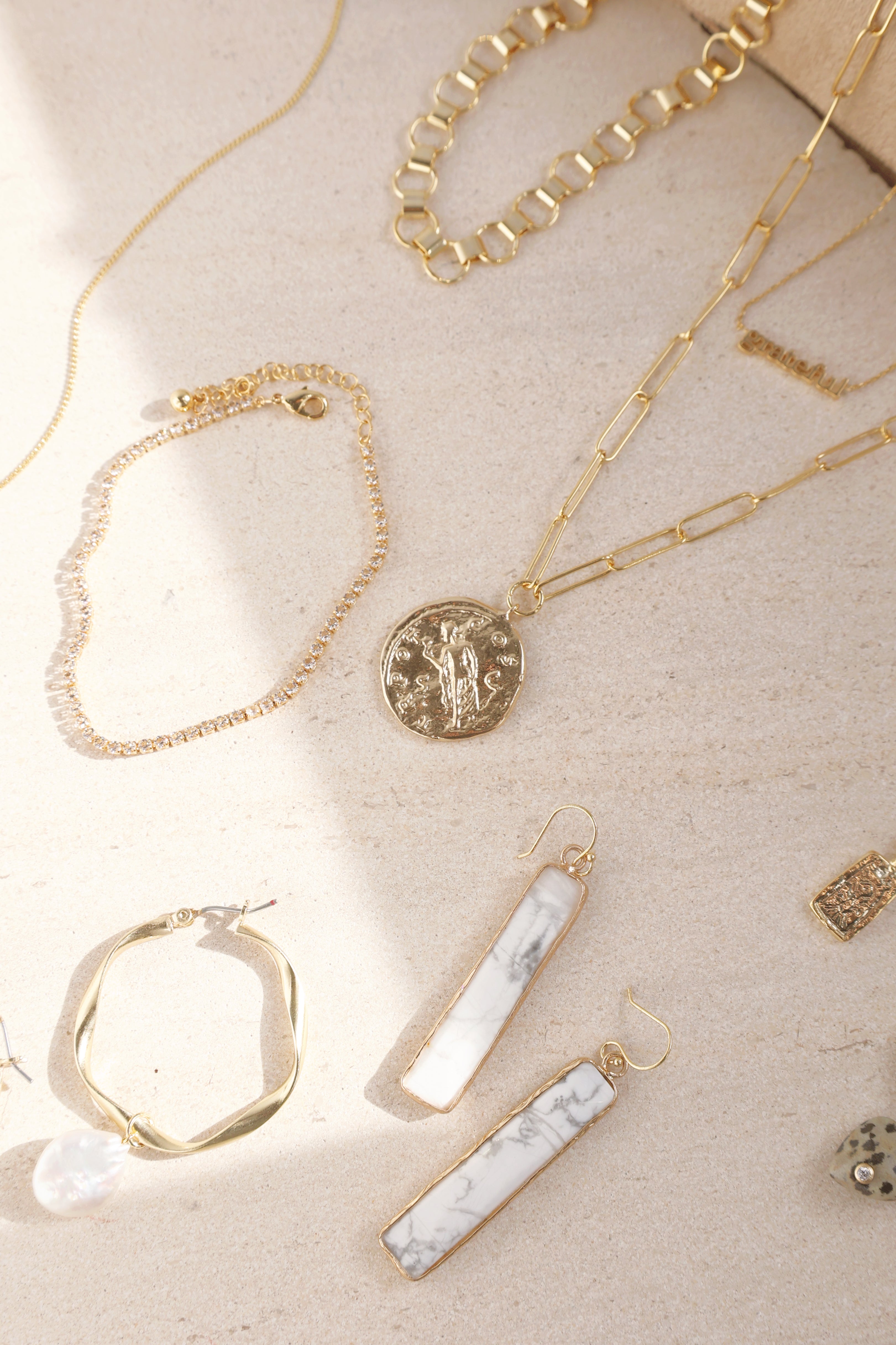 Urban GRL Mystery Box - Surprise Fashion & Accessories Collection for Women | Perfect for Gifts, Parties & Self-Treats