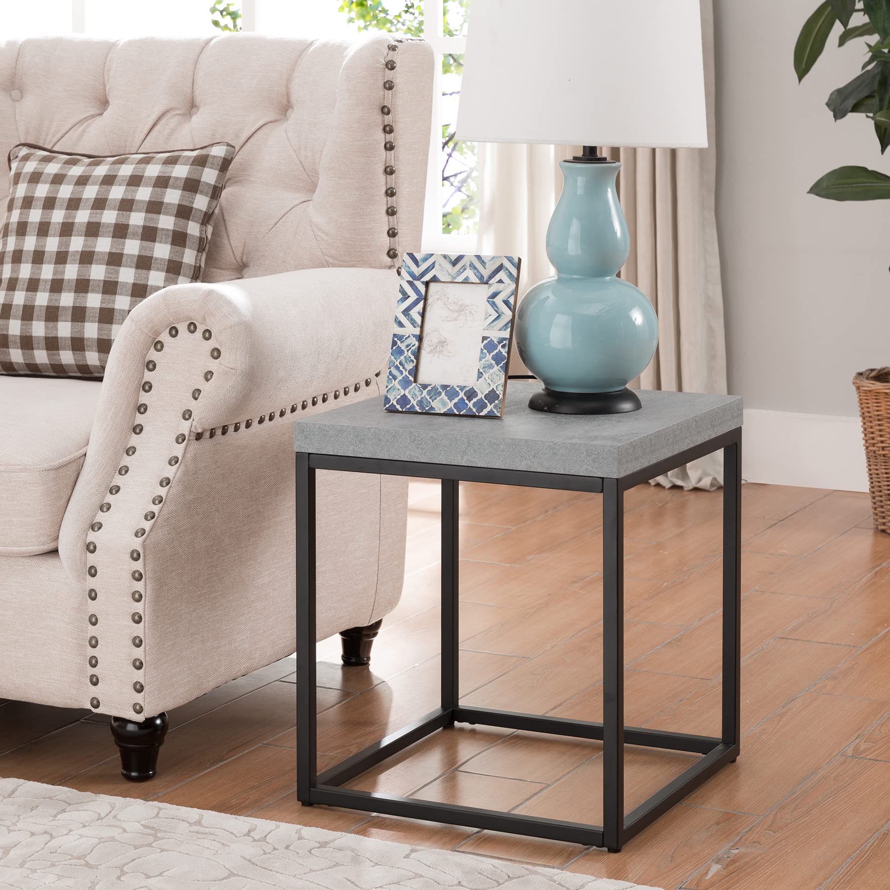 CENSI 18-Inch Grey Concrete End Table - Modern Industrial Side Table & Coffee Table for Living Room, Bedroom, or Office - Square Design with Metal & Wood Base - Durable & Stylish Home Decor