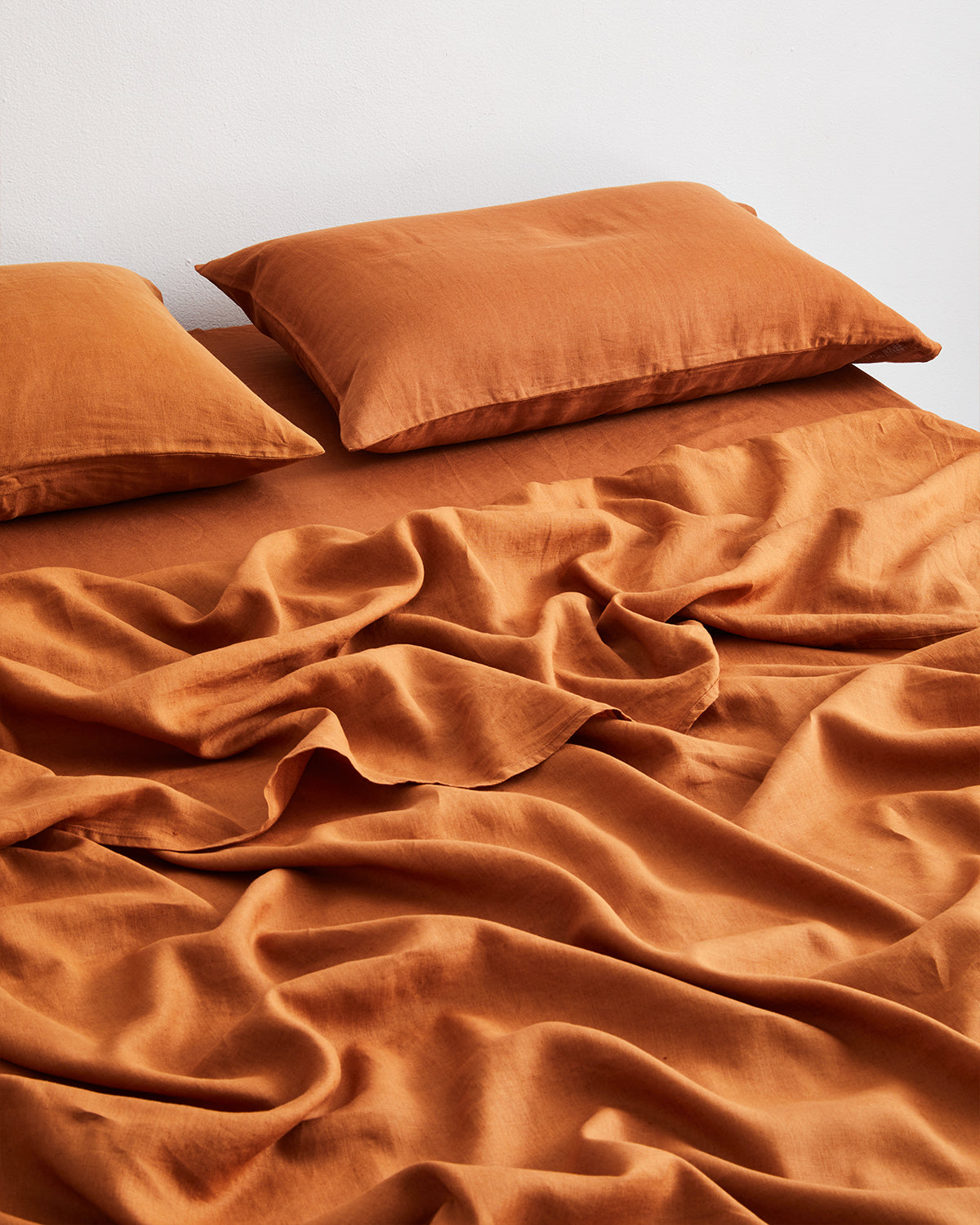 100% French Flax Linen Fitted Sheet - Breathable & Hypoallergenic Bedding for Hot Sleepers & Allergy Relief - Perfect for Summer Nights & Eco-Friendly Homes