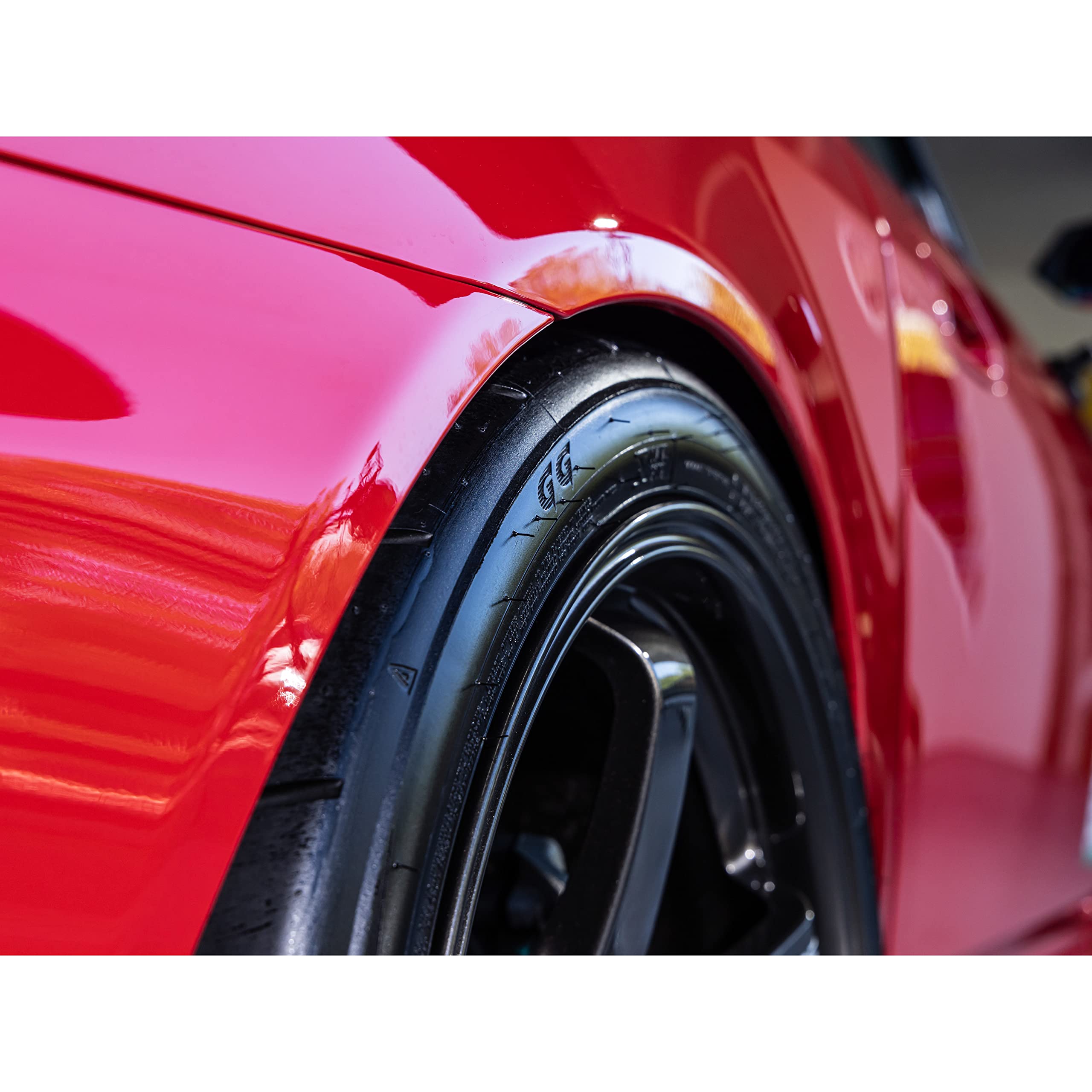 Meguiar's Hybrid Ceramic Tire Shine Spray - 16 Oz | Long-Lasting, Durable & Water-Resistant Tire Shine with Advanced Ceramic Technology | Perfect for Car Detailing, Showroom Shine & Vehicle Protection