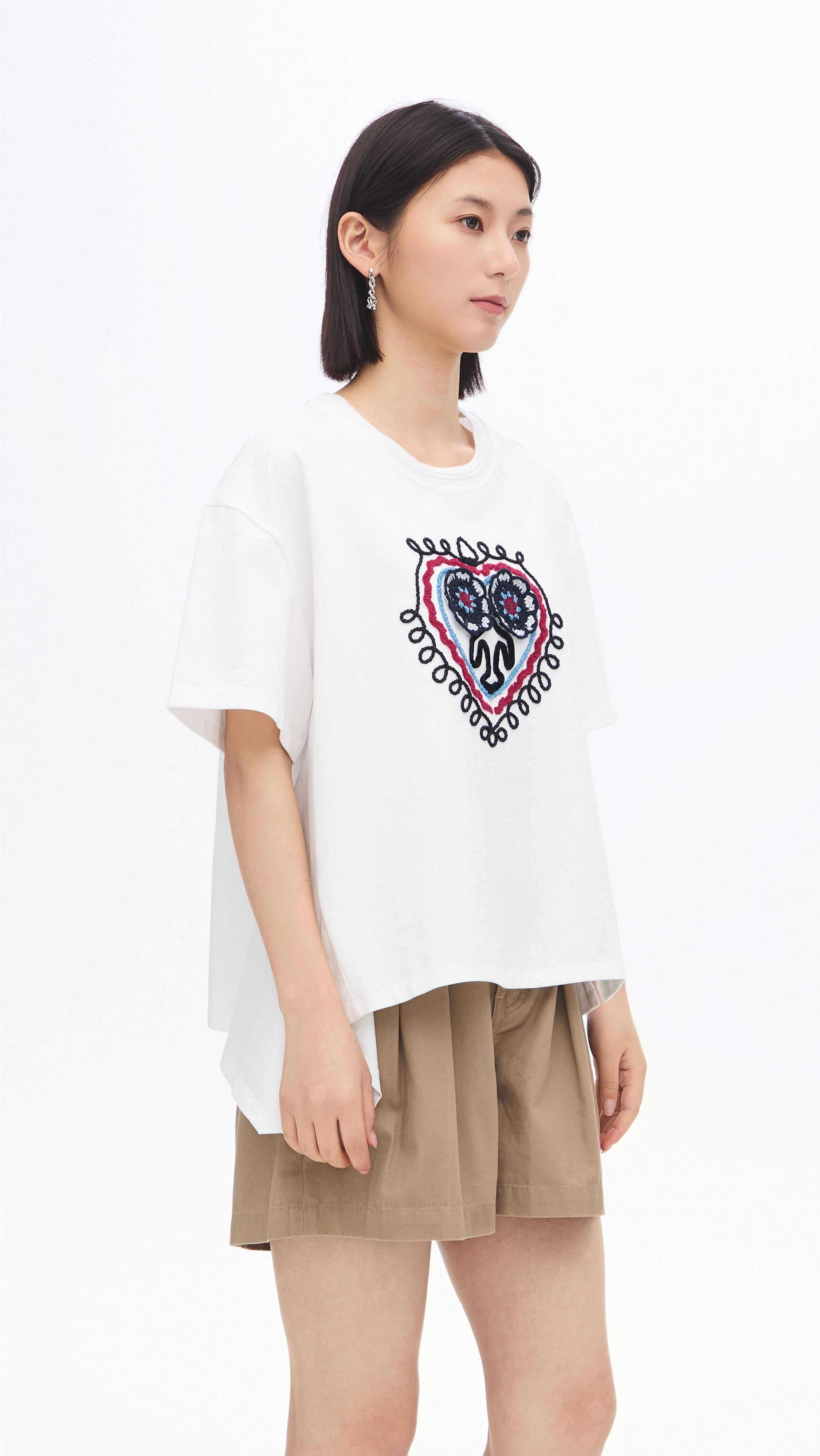 Stylish Crochet Patch Tee for Women - Trendy Boho Summer T-Shirt with Unique Handmade Details | Perfect for Beach Outings, Music Festivals & Casual Everyday Wear