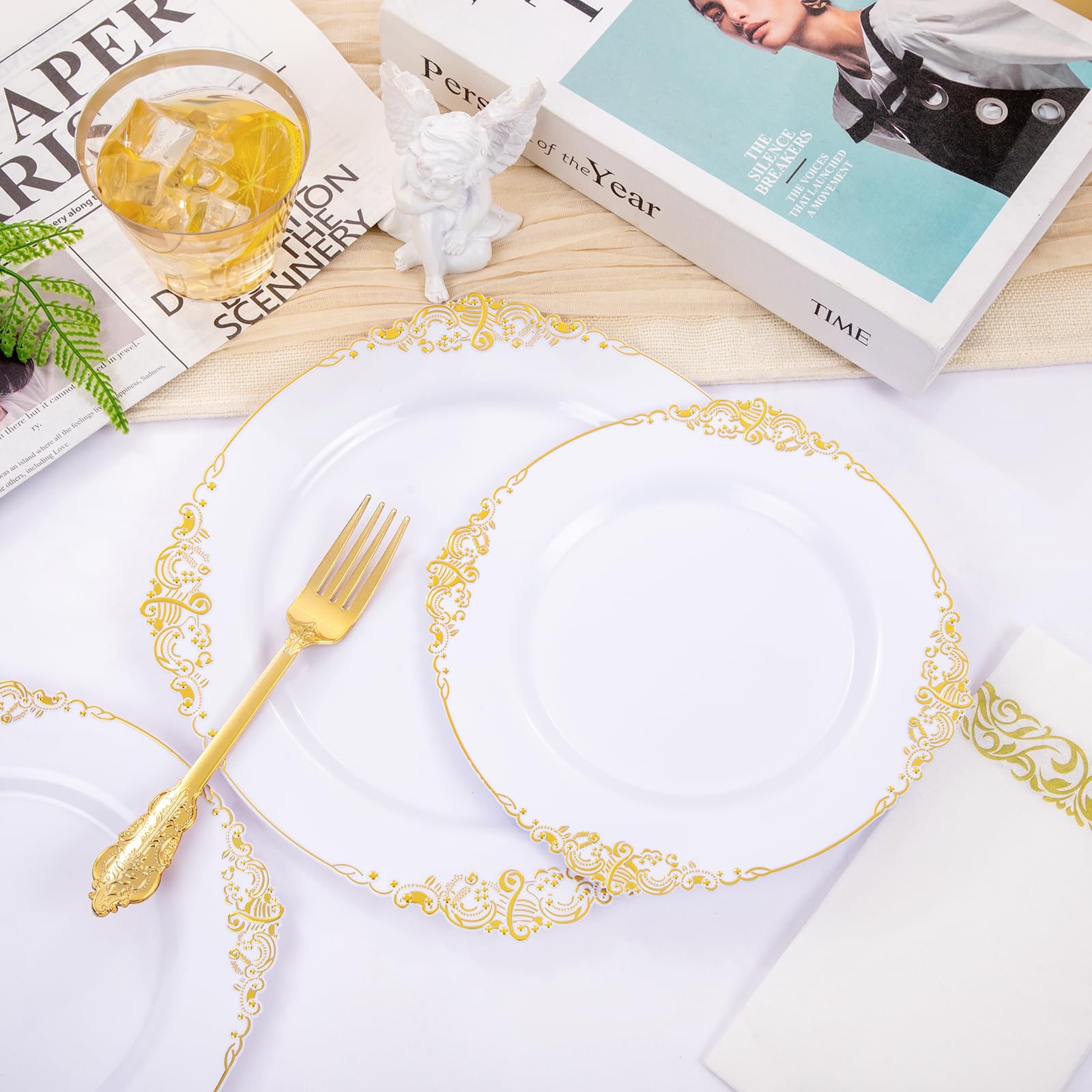 Hioasis 350-Piece White and Gold Disposable Plastic Dinnerware Set - 50 Dinner Plates, 50 Dessert Plates, 50 Forks, 50 Spoons, 50 Knives, 50 Cups & 50 Napkins - Elegant Party Supplies for Weddings, Birthdays & Events