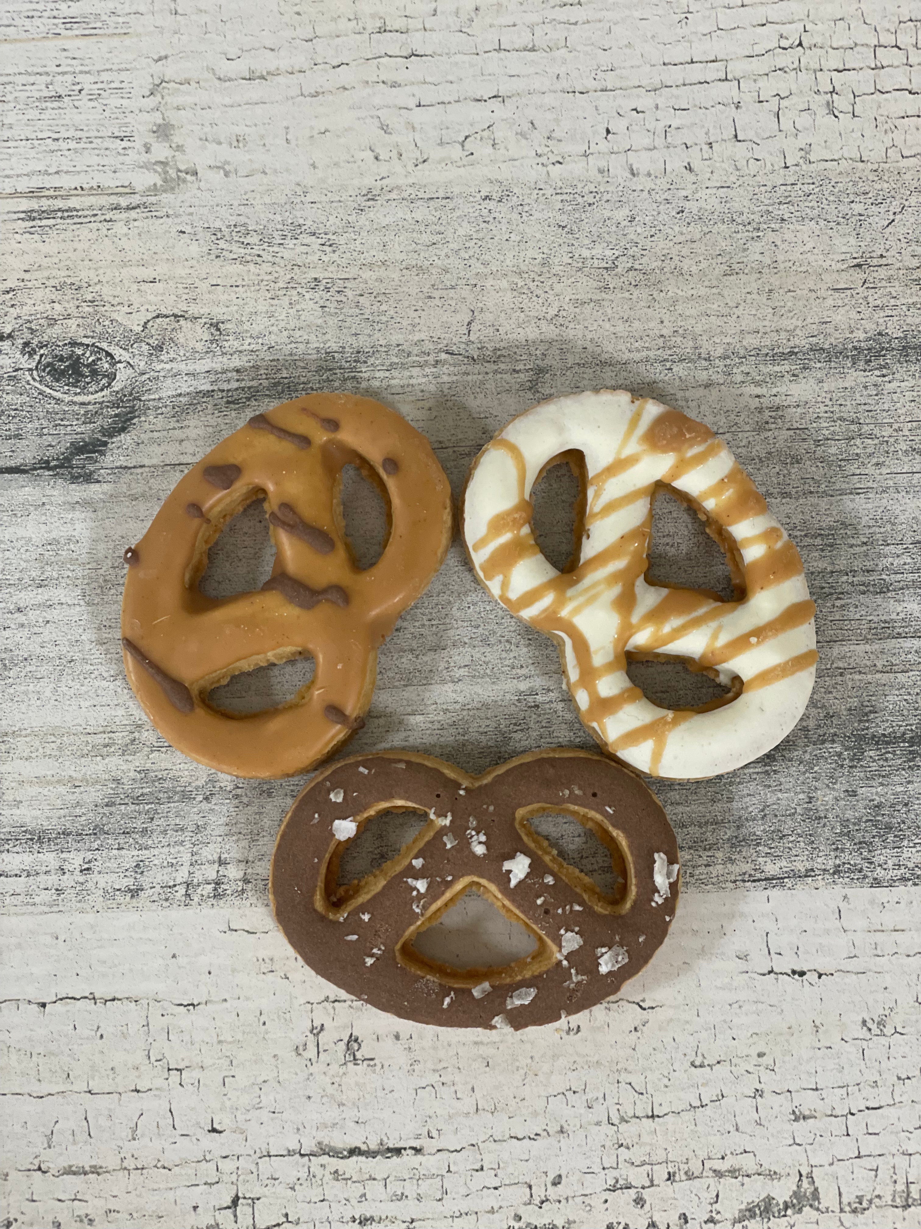 Healthy Pretzel Shaped Dog Treats - All Natural Crunchy Snacks for Small & Large Dogs - Perfect for Training Rewards and Anytime Treats