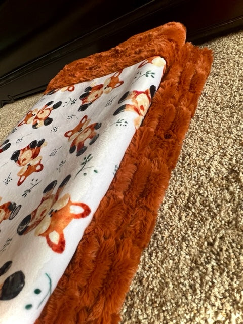 Foxxy Rust on Ginger Glacier Throw Minky Blanket - 55x61 Inches Ultra Soft Cozy Fleece Blanket for Couch, Bed, Sofa & Home Decor - Perfect for Winter, Gifts & Relaxation