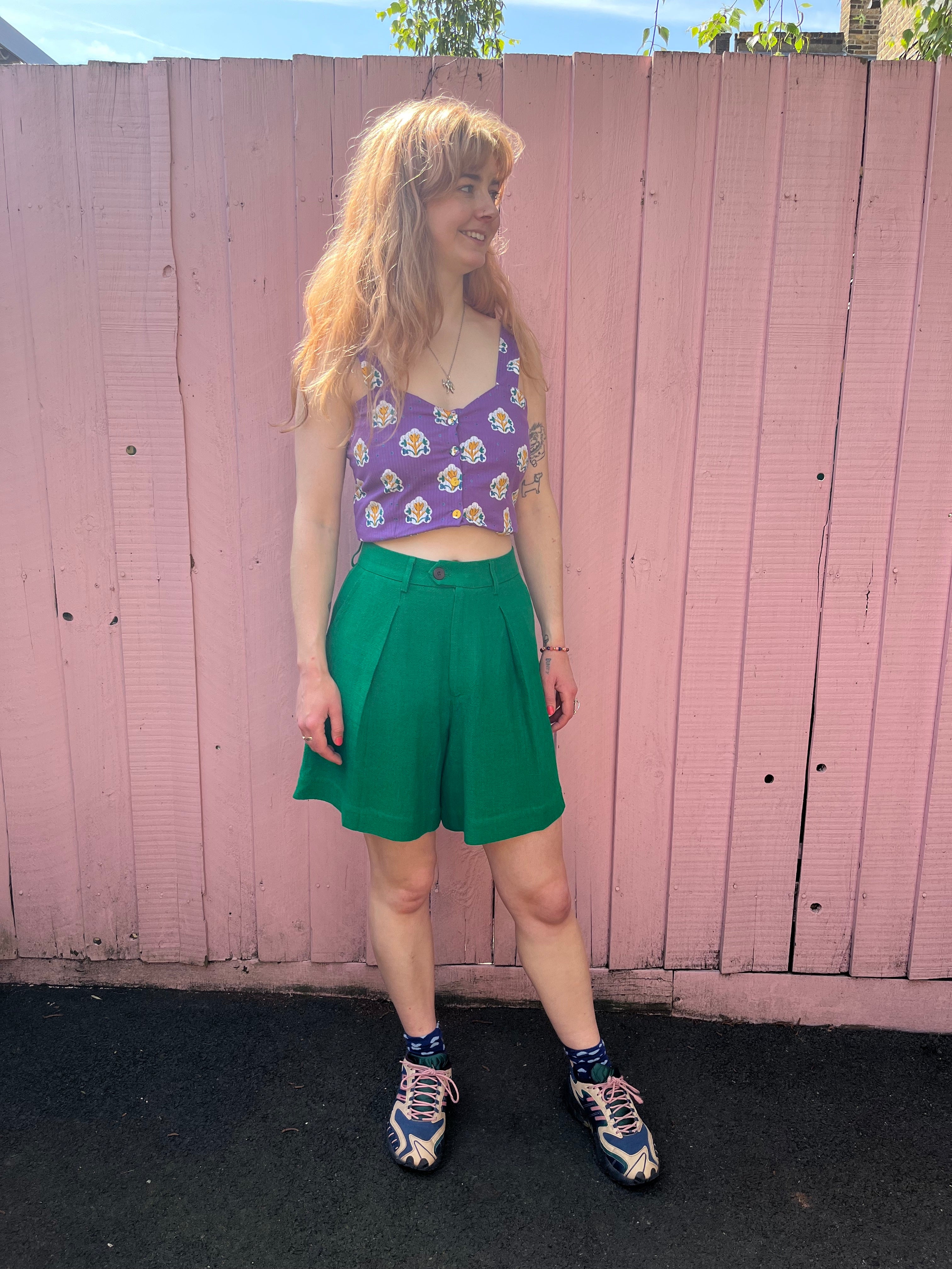 Lowie Linen Viscose Emerald Pleat Shorts for Women - Comfortable Summer Casual Shorts with Elastic Waist - Perfect for Beach, Vacation and Everyday Wear