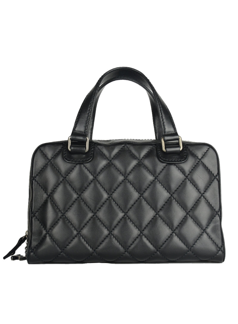 Chanel Quilted Black Leather Handbag - Luxury Designer Crossbody Bag for Women, Perfect for Evening Parties & Daily Use