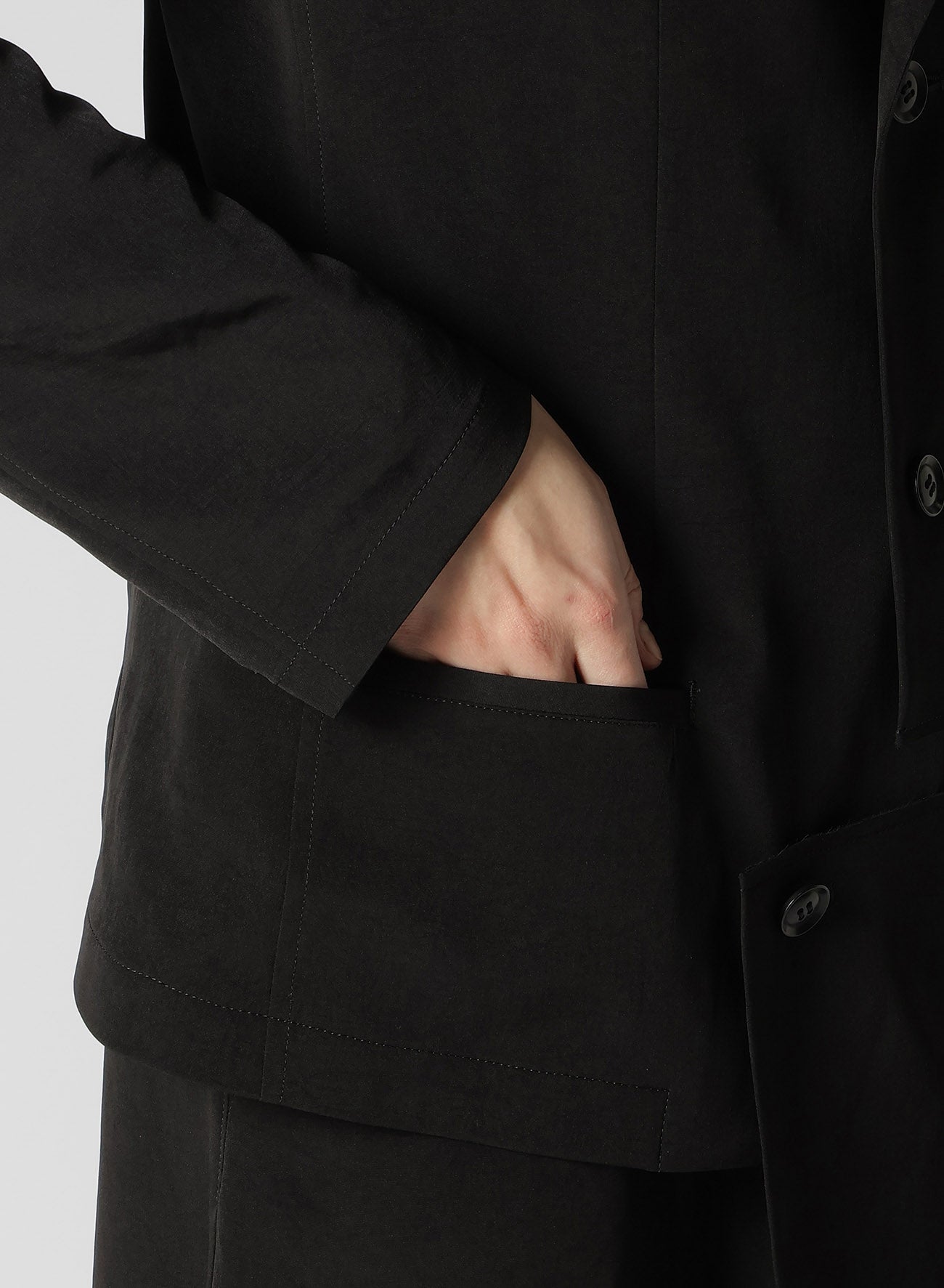 Elegant Asymmetric Crepe de Chine Jacket for Women - Stylish & Lightweight Outerwear for Office, Parties & Evening Events