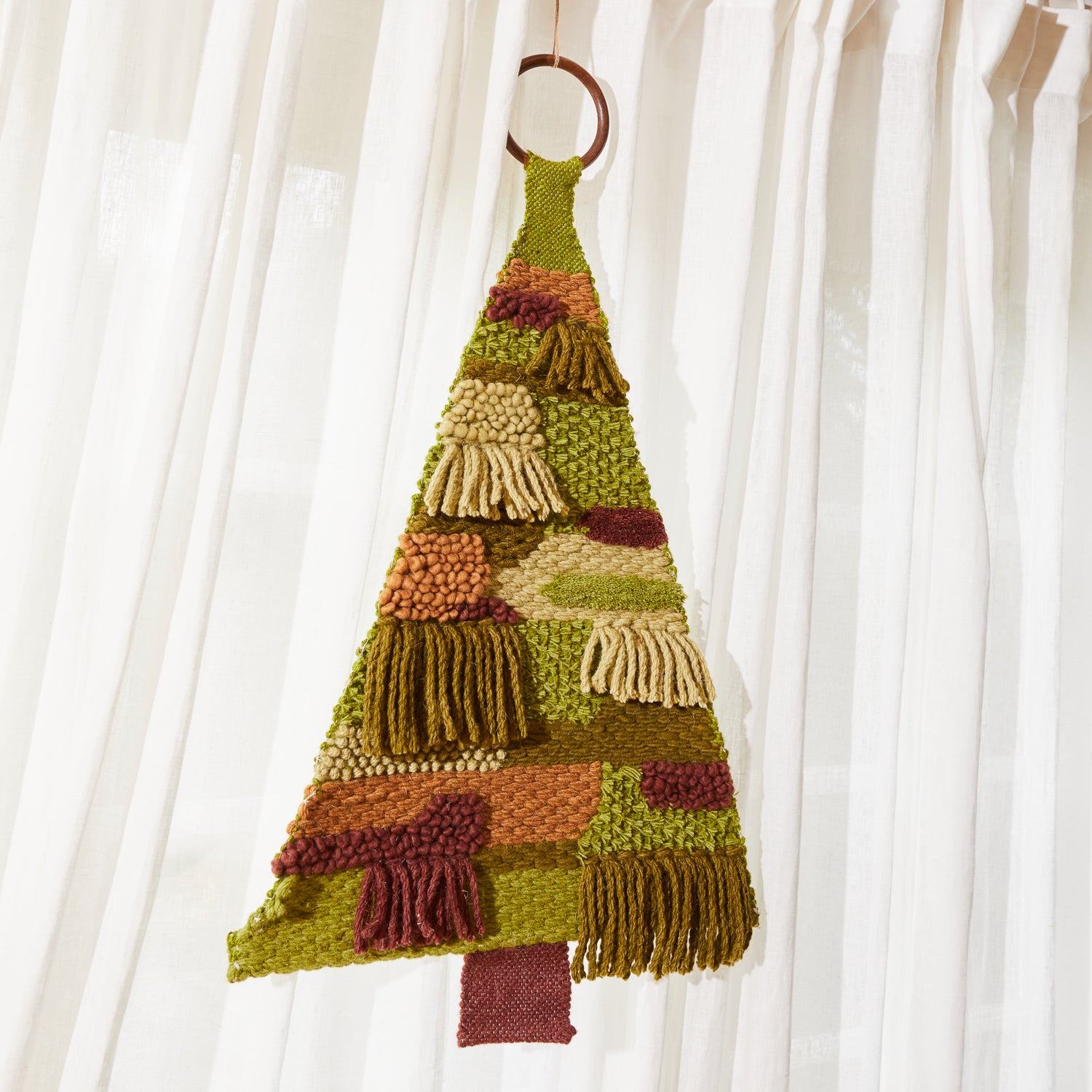 Junga Christmas Tree Wall Hanging Decor - Festive Holiday Home Decoration for Living Room, Bedroom & Office | Perfect for Xmas Party, Winter Decor & Gift Giving