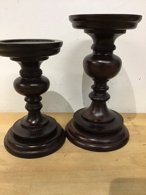 Elegant Wooden Pillar Candle Holders Set of 2 - Rustic Home Decor for Wedding, Dining Table, Fireplace & Romantic Ambiance