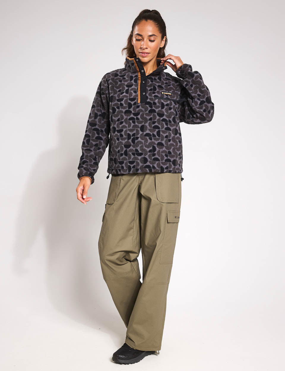 Helvetia II Cropped Sherpa Half Snap Printed Fleece Jacket - Black Retroscape | Vintage Style Women's Outerwear for Fall & Winter Fashion | Perfect for Casual Outings, Streetwear & Layering