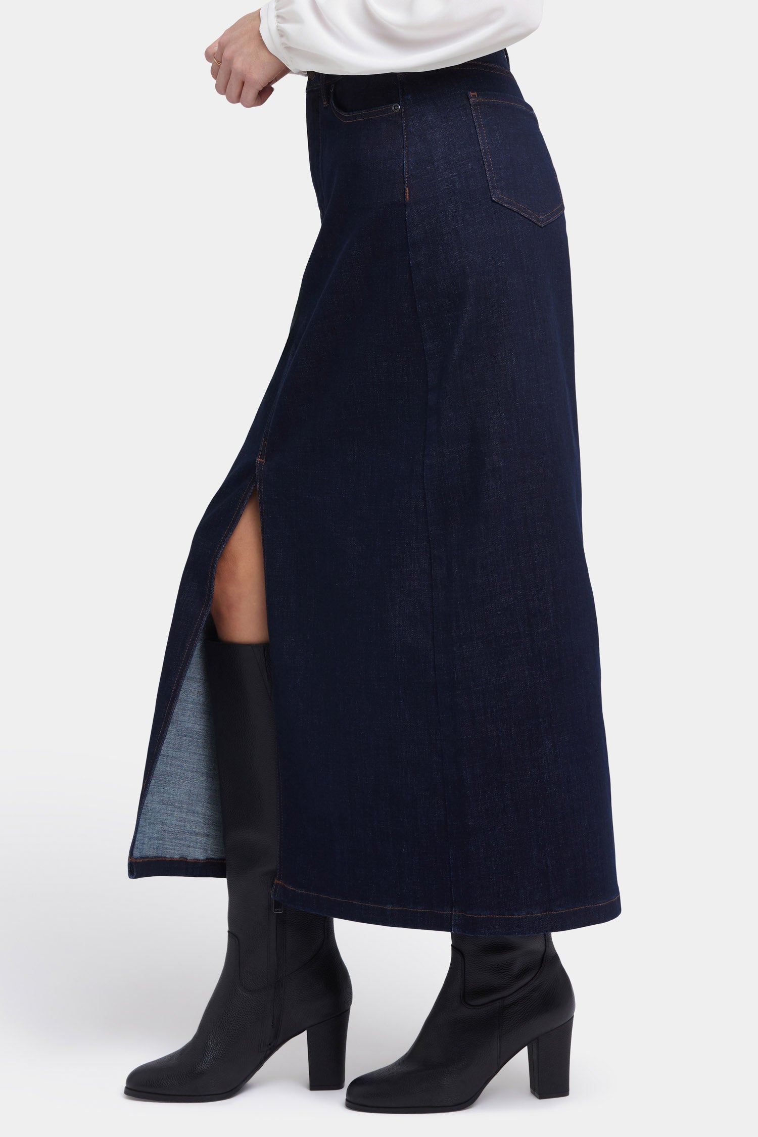 Elegant High Waist Long Skirt for Women - Flowy Maxi Skirt with Pockets - Perfect for Casual Wear, Office, and Special Occasions