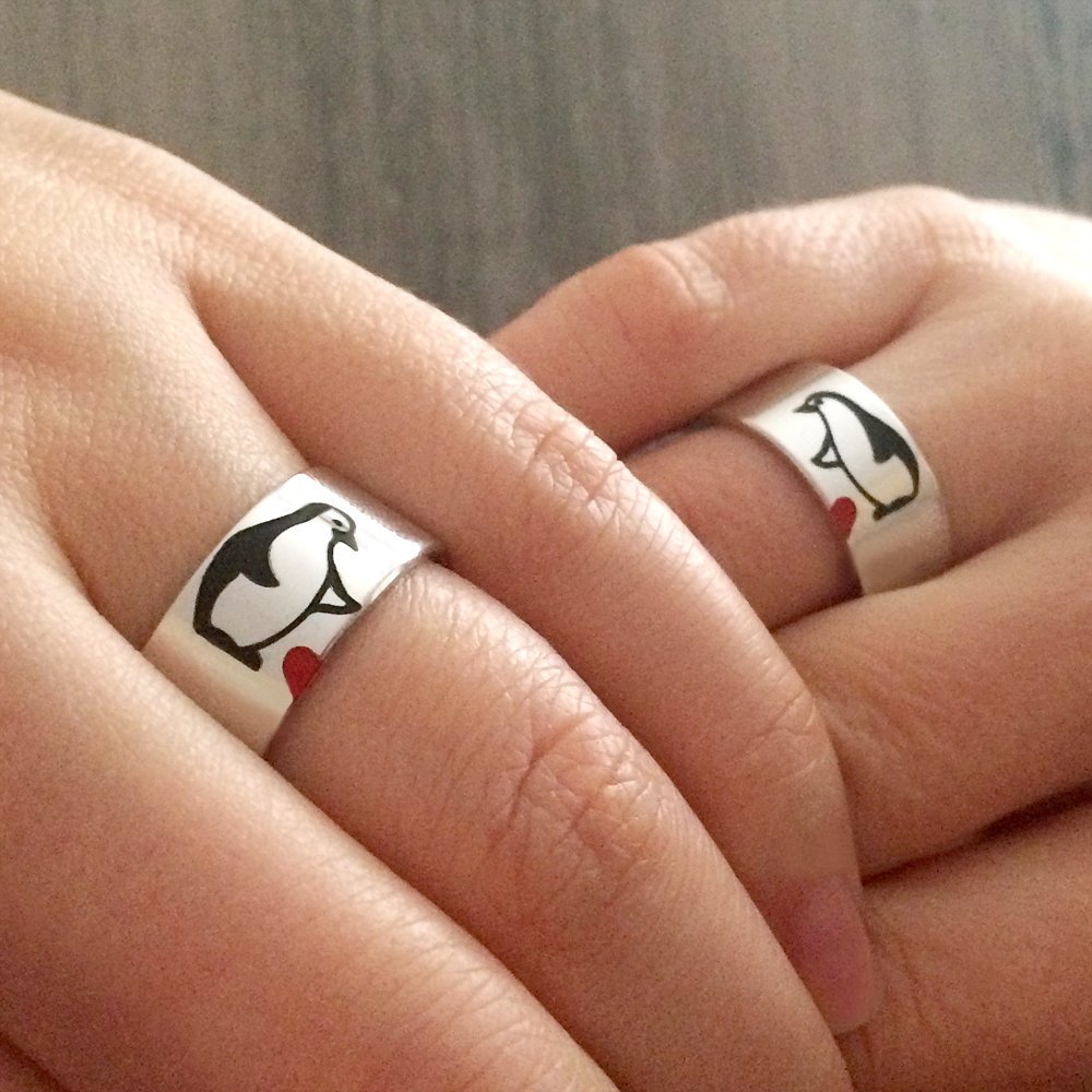 Silver Penguin Couple Rings Set - Matching Love Penguin Band Rings for Him & Her - Perfect for Anniversaries, Valentine's Day & Romantic Gifts