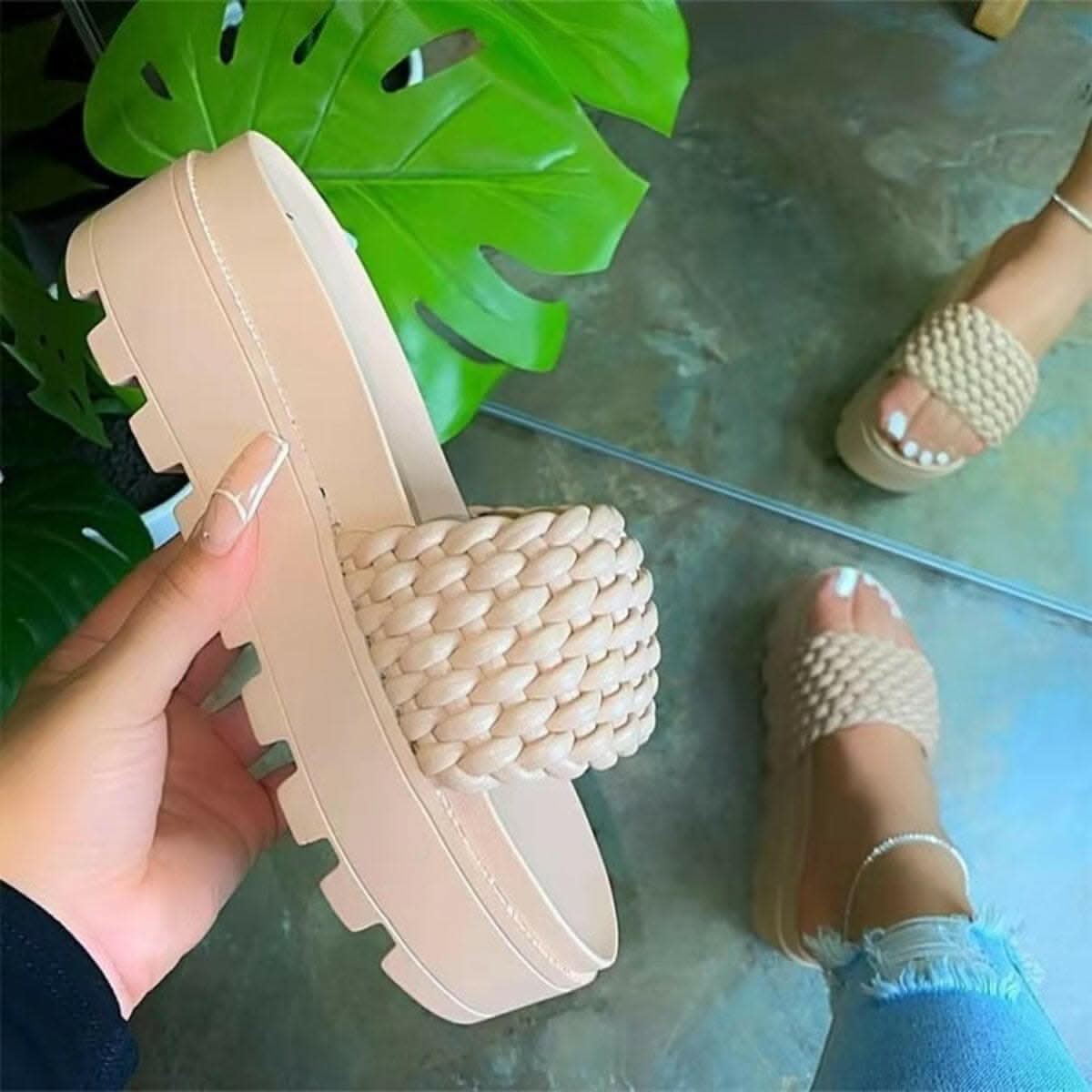 Stylish Open Toe Platform Sandals for Women - Comfortable Summer Beach Walking Shoes - Perfect for Vacations, Parties & Casual Outings