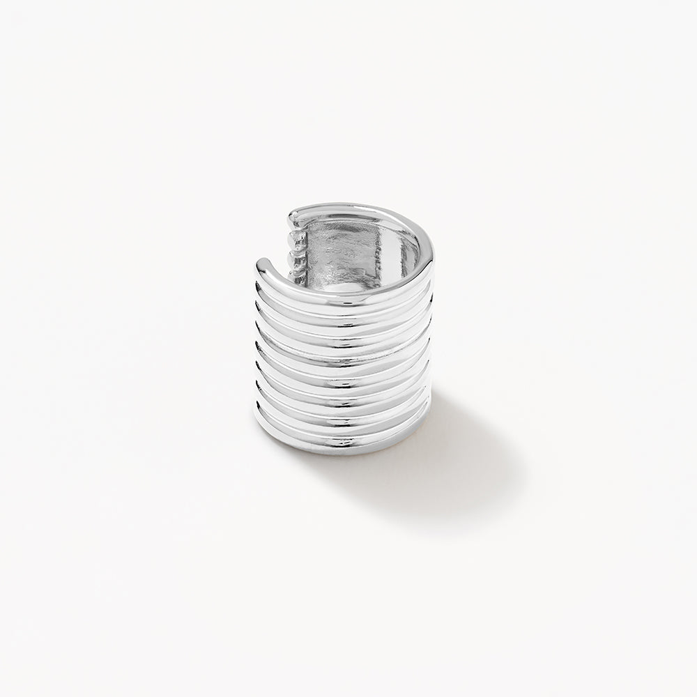 Silver Chunky Ribbed Ear Cuff - Trendy Cartilage Earring for Helix, Tragus & Conch Piercing - Perfect for Parties, Concerts & Everyday Wear