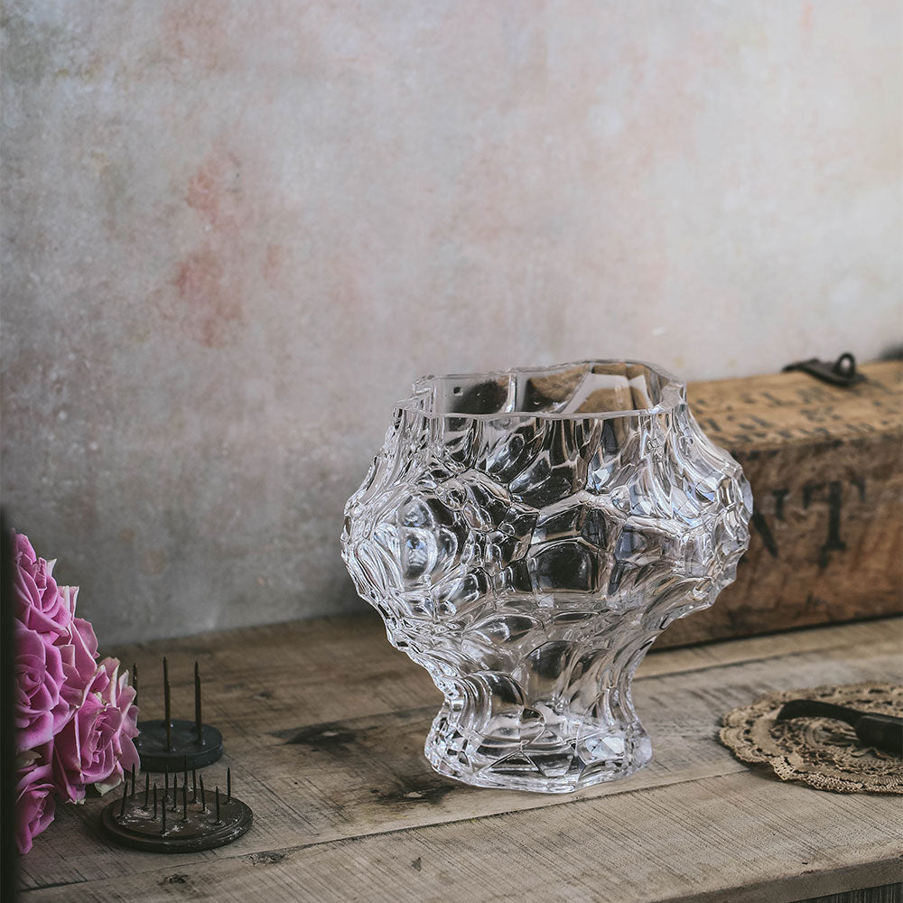 Handcrafted Heirloom Glass Vase - Elegant Floral Centerpiece for Weddings, Home Decor & Gift Giving