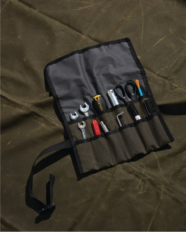 Utility Pocket Roll Bush - Durable Outdoor Gear for Camping, Hiking & Survival - Compact Storage Solution for Tools & Essentials