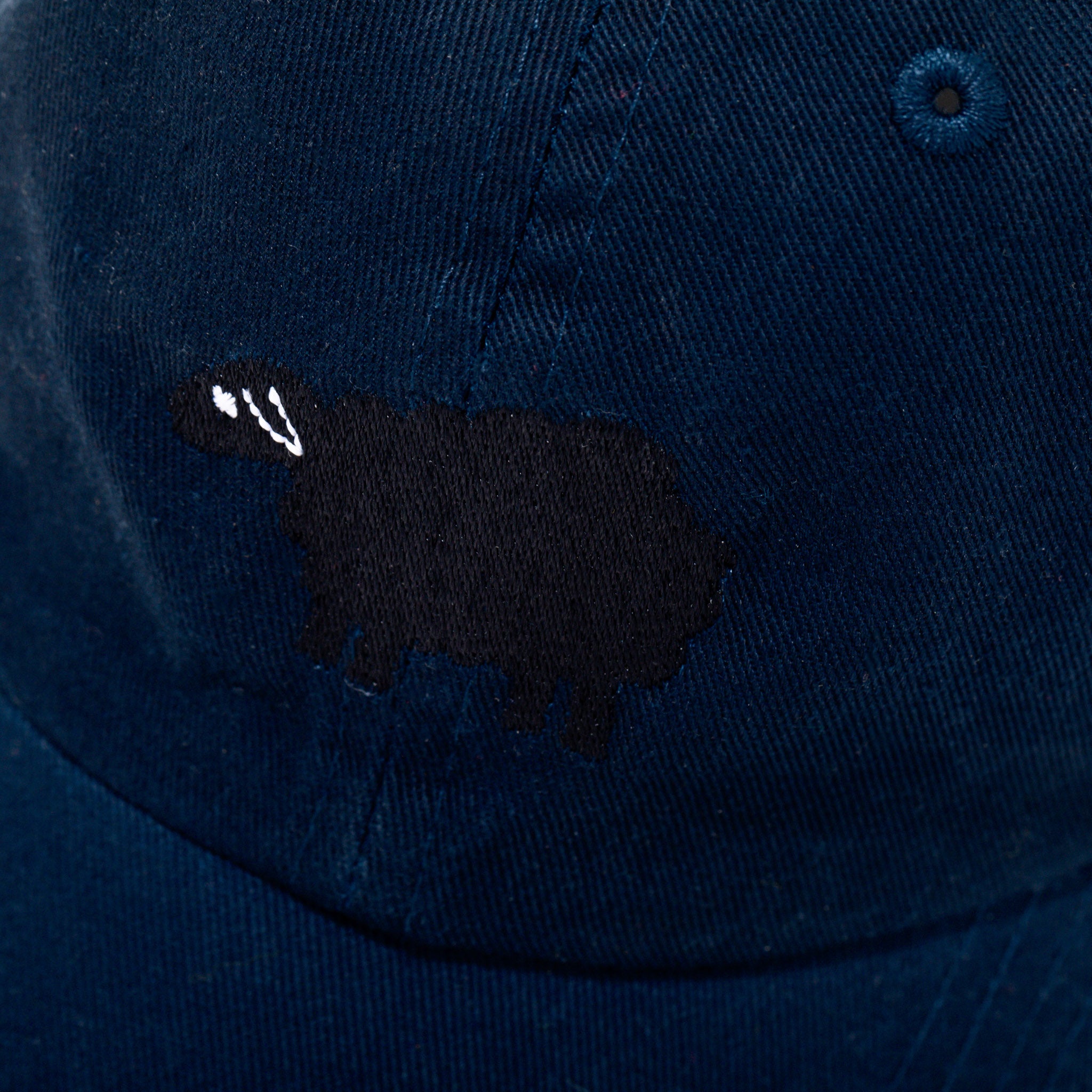 Black Sheep Baseball Cap - Stylish Adjustable Dad Hat for Men & Women - Perfect for Outdoor Sports, Casual Wear & Fashion Accessories