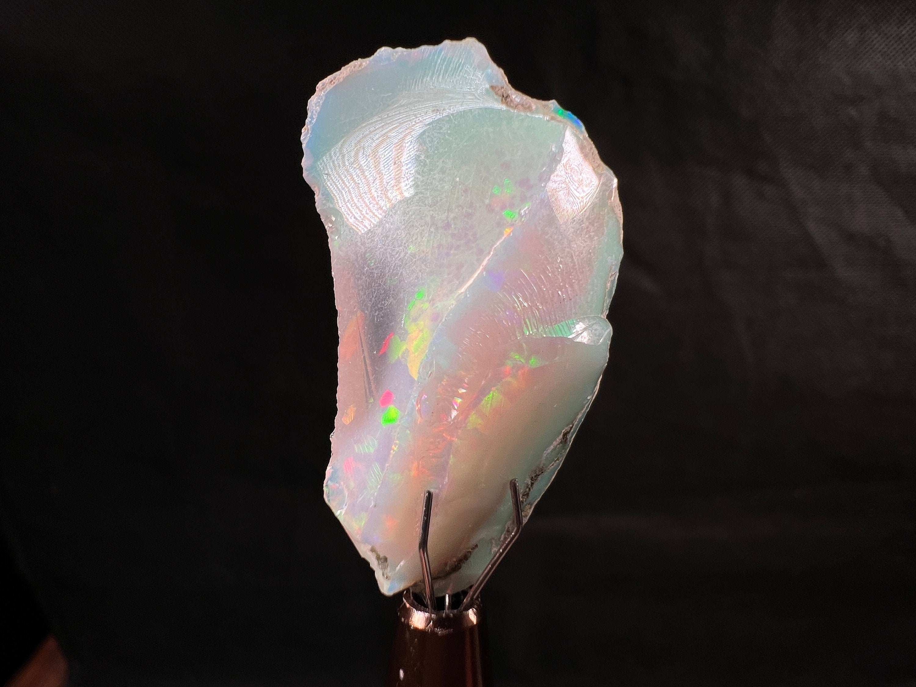 Natural 4A Welo Opal Raw Crystal - Premium Cutting Grade Opal Gemstone, October Birthstone (50143) for Jewelry Making, Healing Crystals & Collectibles