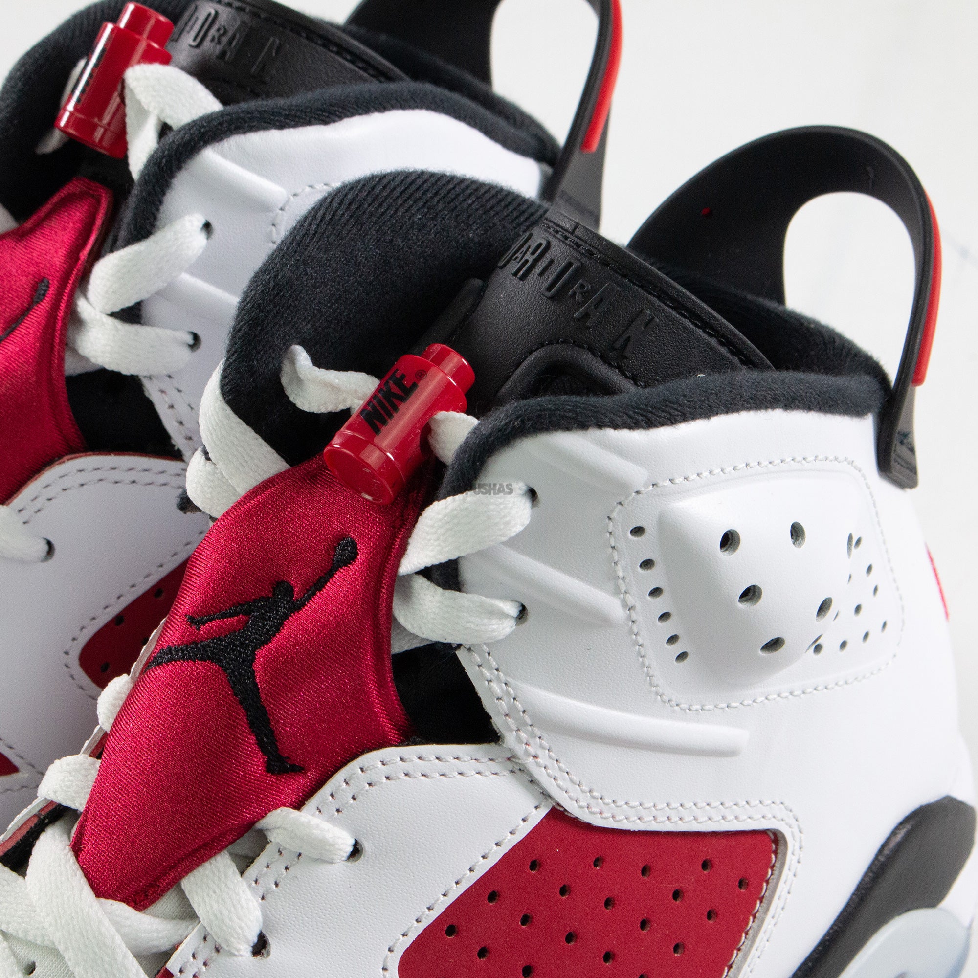 Air Jordan 6 'Carmine' Retro 2021 - Men's Basketball Shoes - Classic Red & White Sneakers for Streetwear & Sports