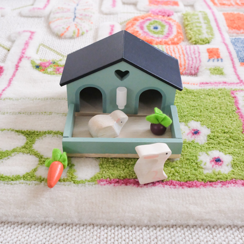 Tender Leaf Toys - Wooden Pet Rabbit & Guinea Pig Play Set for Kids | Pretend Play, Animal Lovers Gift, Montessori Learning Toy | Perfect for Indoor Playtime & Toddler Educational Activities