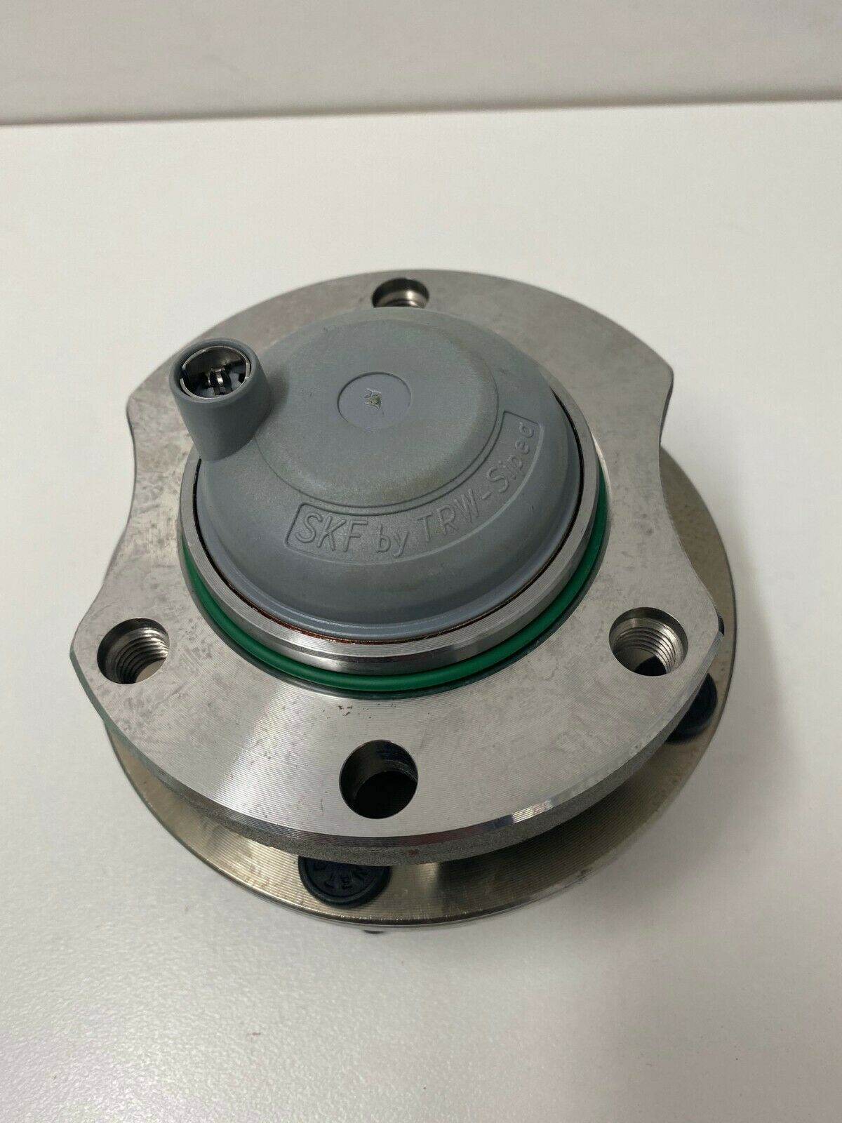 Genuine Holden Commodore VT WH Left Front ABS Hub and Bearing Assembly - Perfect for Smooth Braking & Safe Driving