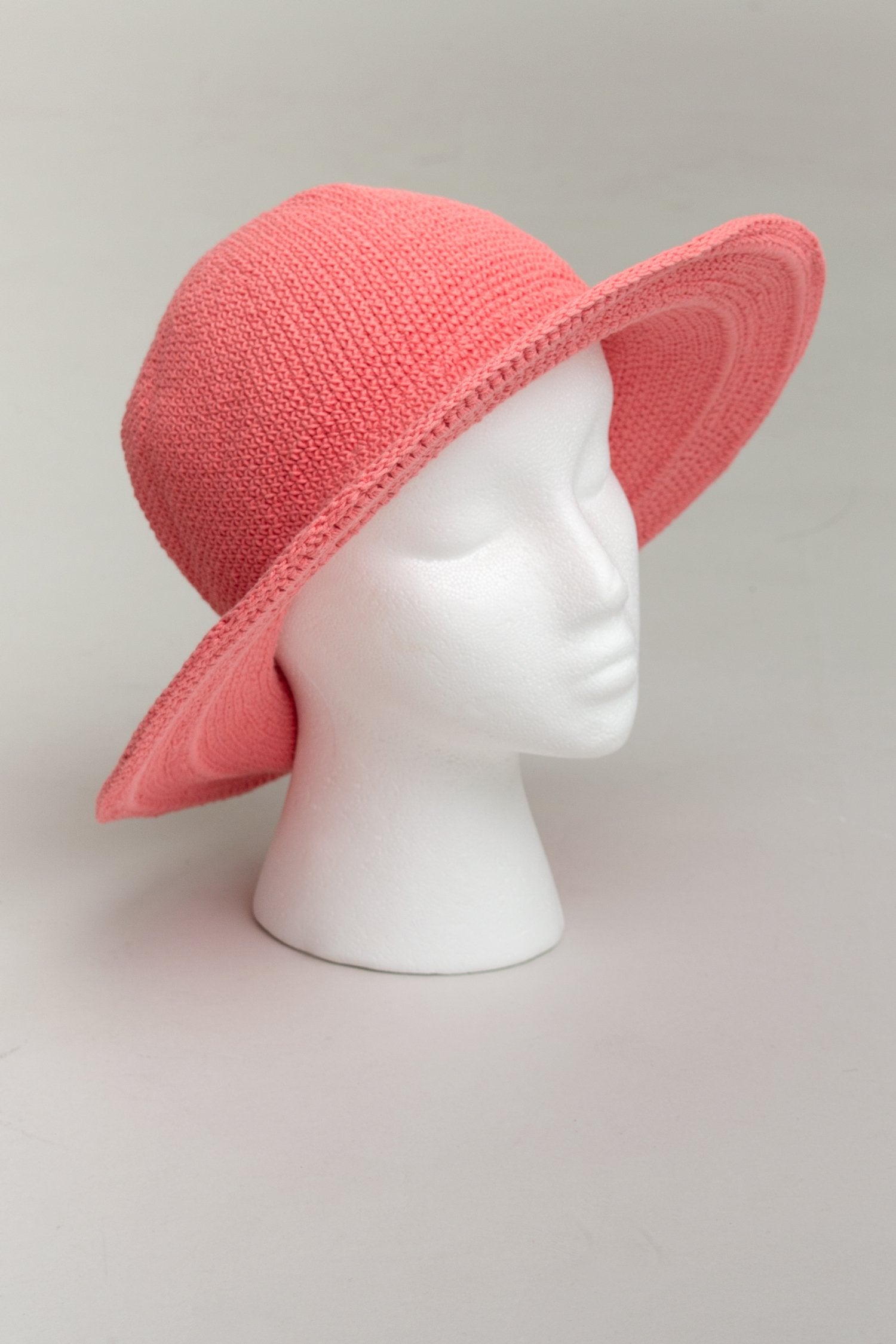 Stylish Coral Cotton Hat for Women - Summer Beach Sun Protection & Fashion Accessory - Perfect for Outdoor Activities, Vacations, and Casual Wear