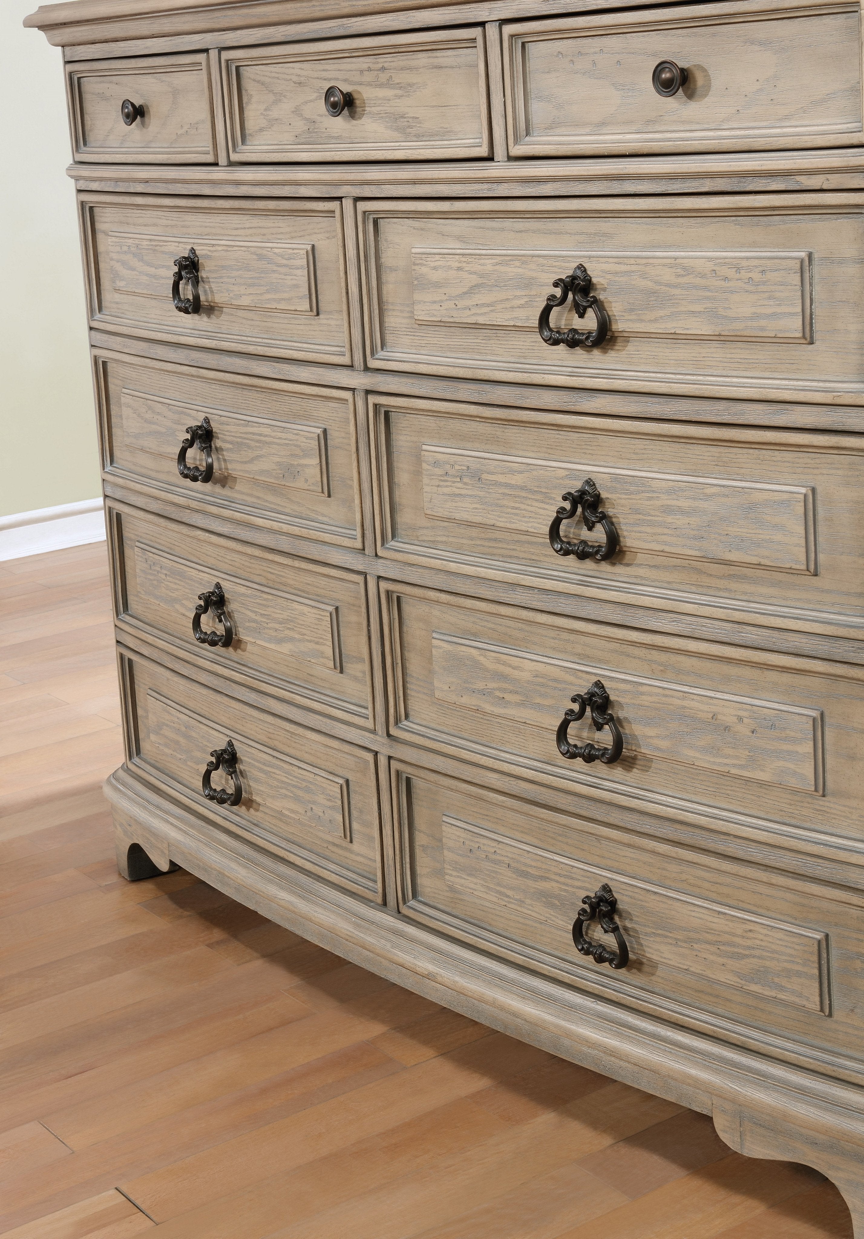 Piraeus 296 11-Drawer White Wash Dresser with Nailhead Trim Mirror - Elegant Bedroom Furniture for Master Suite, Guest Room & Nursery Organization