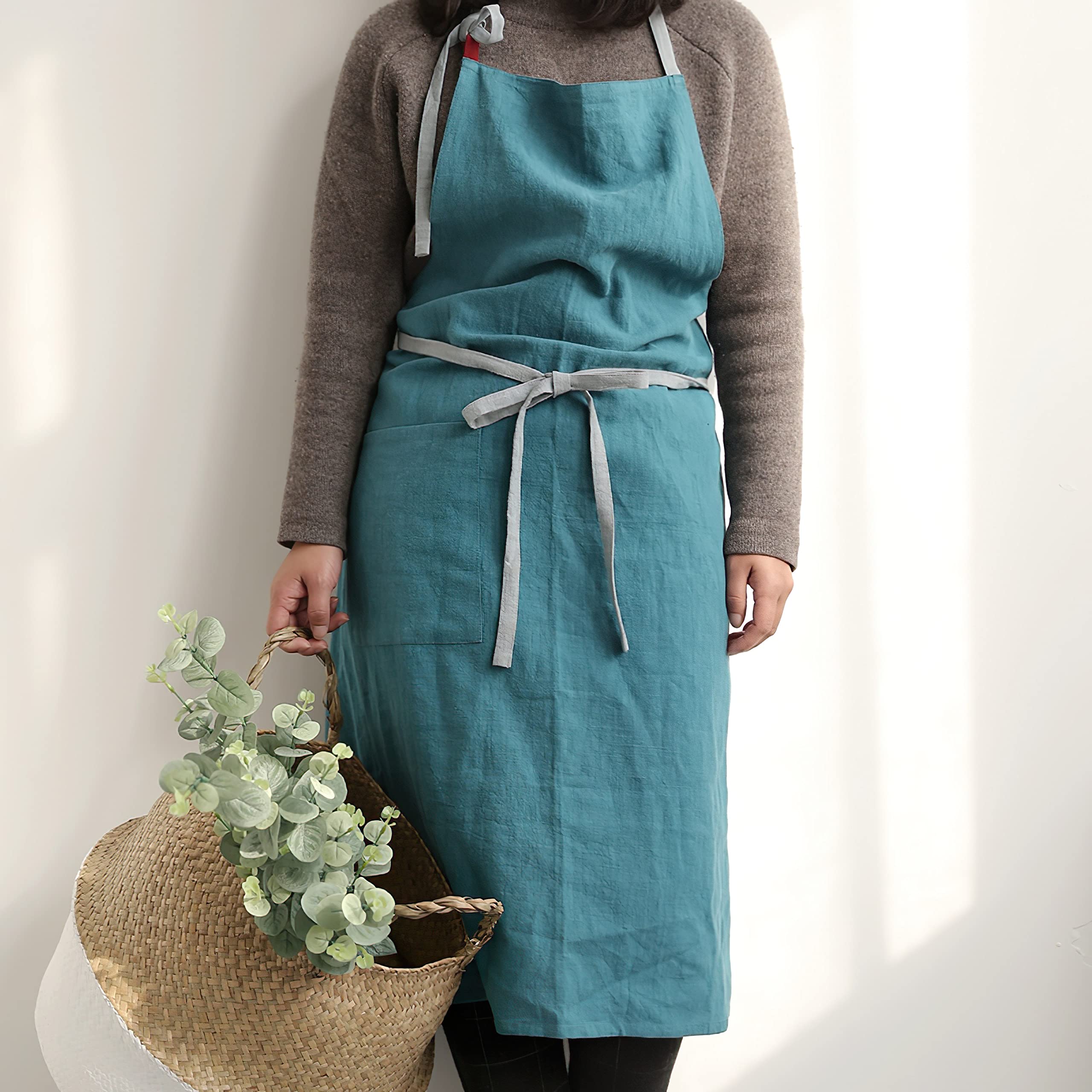 Premium Linen Kitchen Apron for Women & Men - Adjustable Bib Apron with Pockets for Cooking, Baking & Grilling (9 Colors) - Ideal for Home Chefs, BBQ Parties & Professional Kitchens