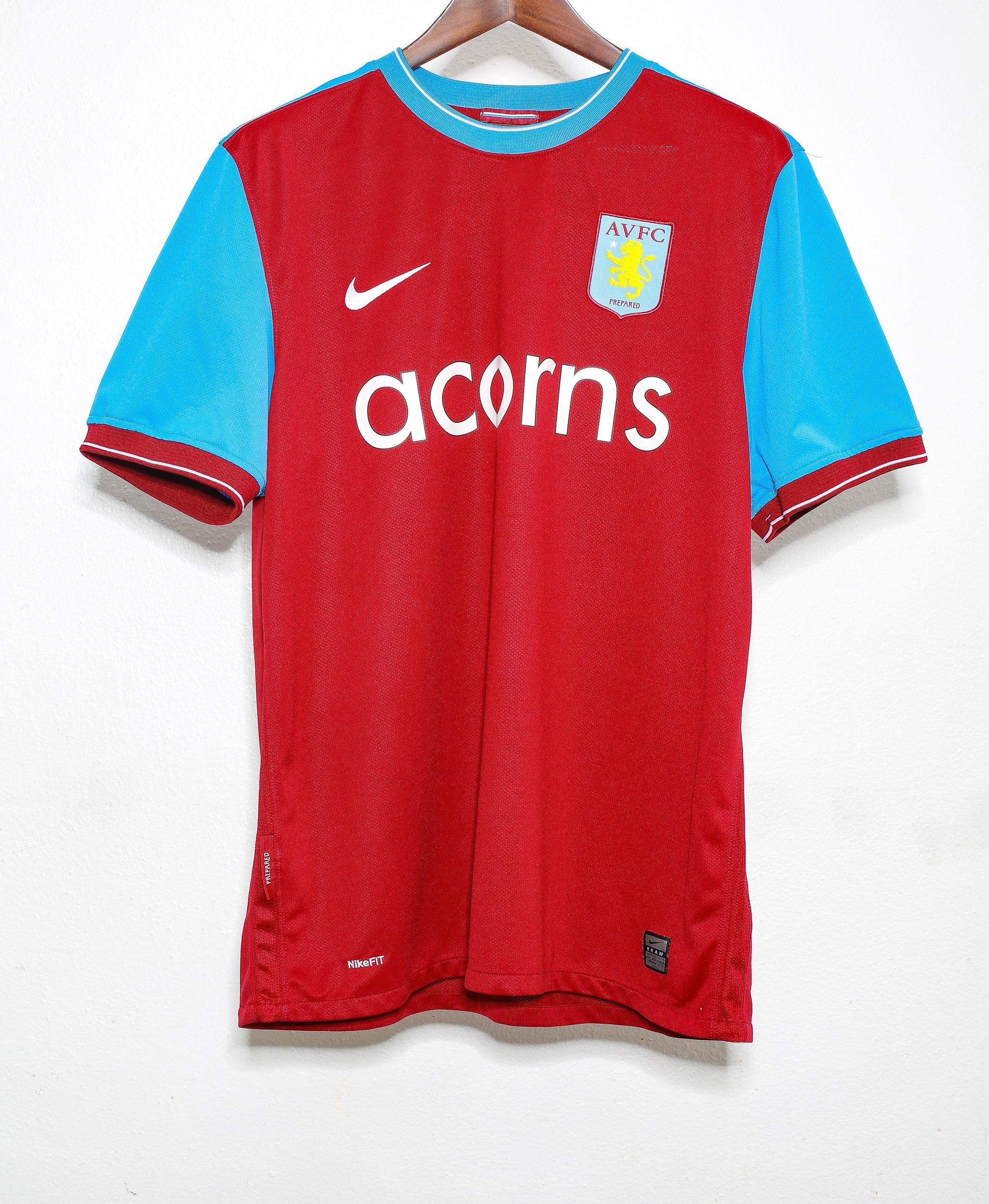 2009 Aston Villa Home Jersey #11 Agbonlahor - XL Size - Authentic Football Shirt for Fans & Collectors - Perfect for Matchdays, Gifts & Sports Memorabilia