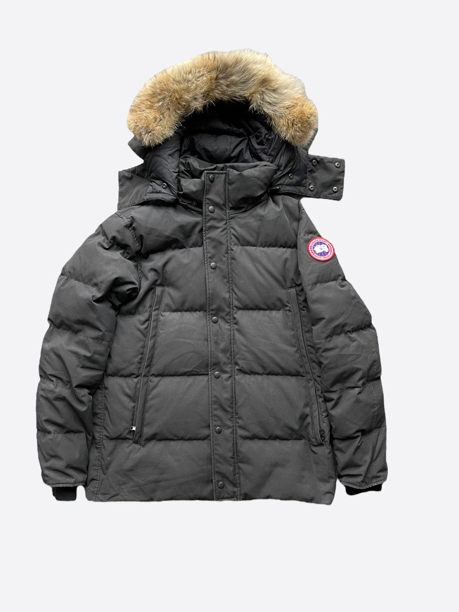 Canada Goose Black Wyndham Men's Winter Jacket - Premium Waterproof Down Parka for Extreme Cold Weather - Perfect for Snowboarding, Skiing & Outdoor Adventures