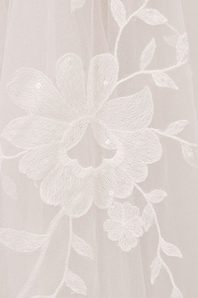 Willowby Acantha Emeline Gown - Elegant Lace Wedding Dress for Brides | Perfect for Beach, Garden & Formal Weddings