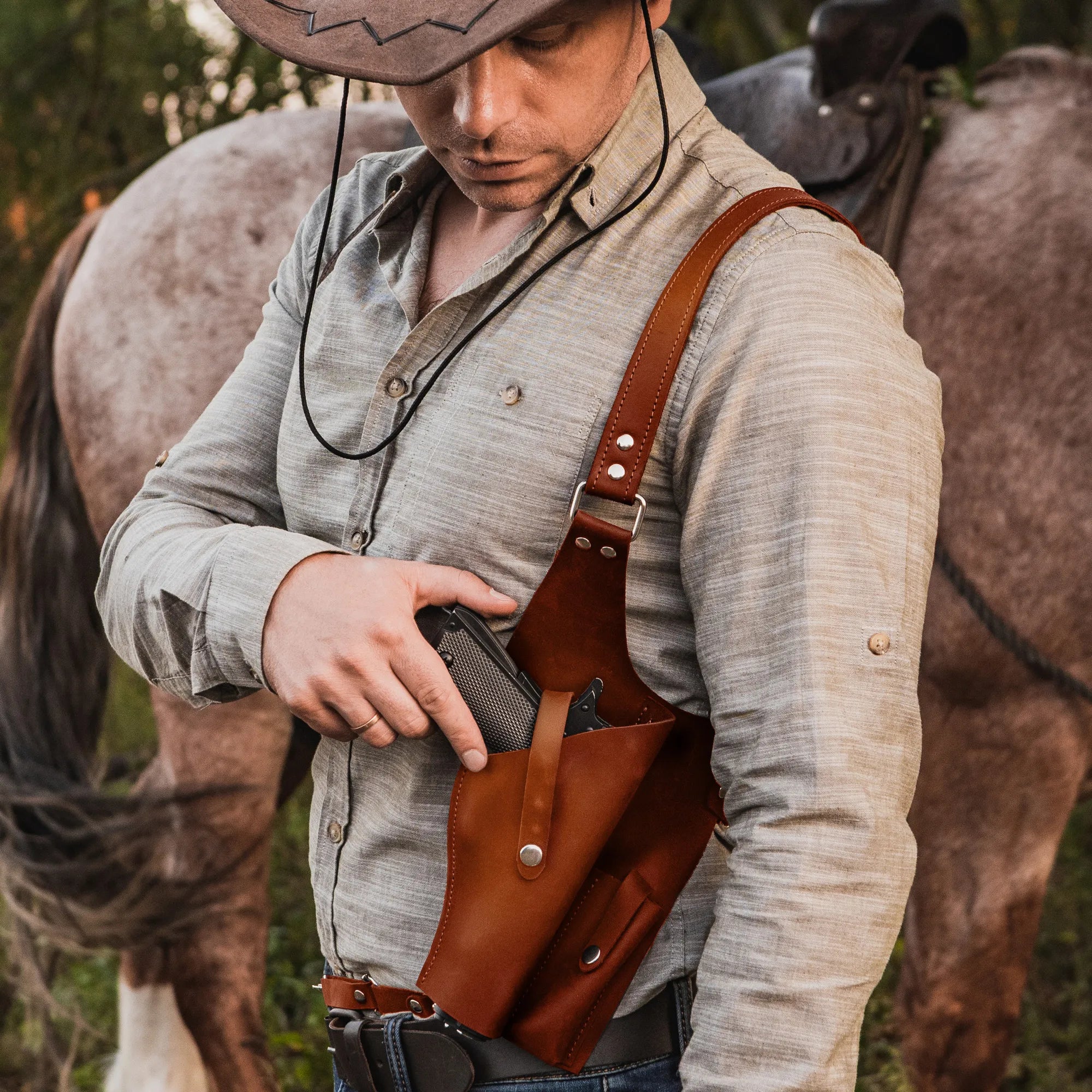 Best Gun Shoulder Holster for Concealed Carry - Comfortable & Adjustable Pistol Shoulder Harness - Perfect for CCW, Security, Police & Outdoor Activities