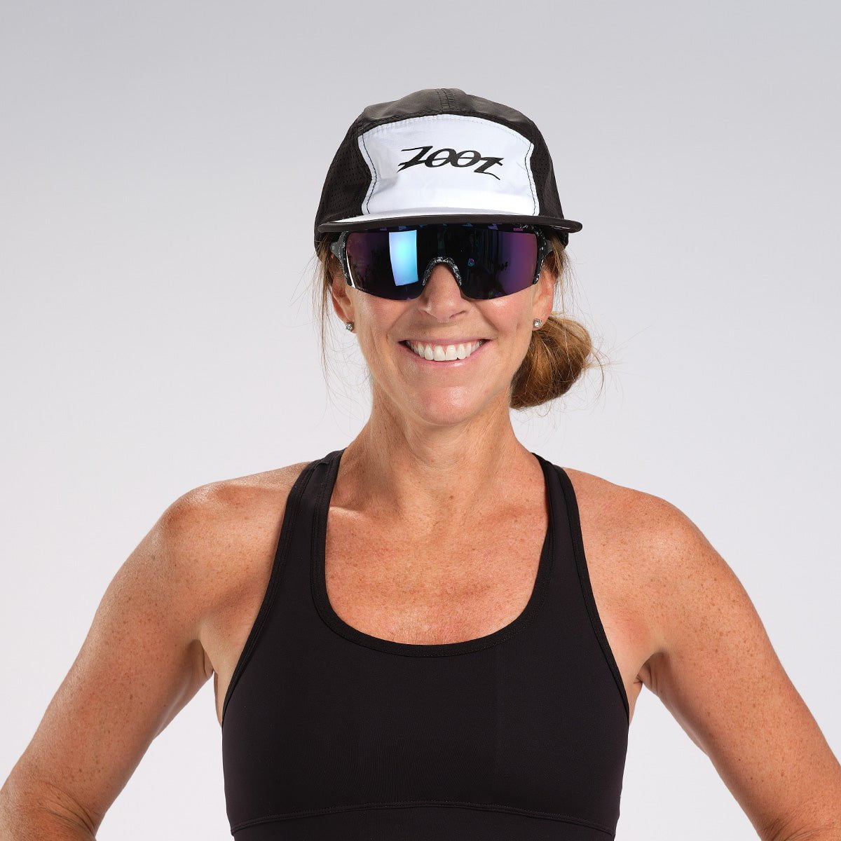 Unisex Tech 5 Panel Hat for Men & Women - Black & White Adjustable Snapback Cap - Perfect for Outdoor Sports, Running, Hiking & Casual Wear