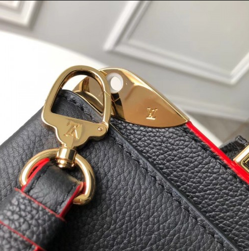 LV Astrid Veau Nuage Leather Noir Handbag - Luxury Designer Crossbody Bag for Women | Perfect for Work, Travel & Evening Events