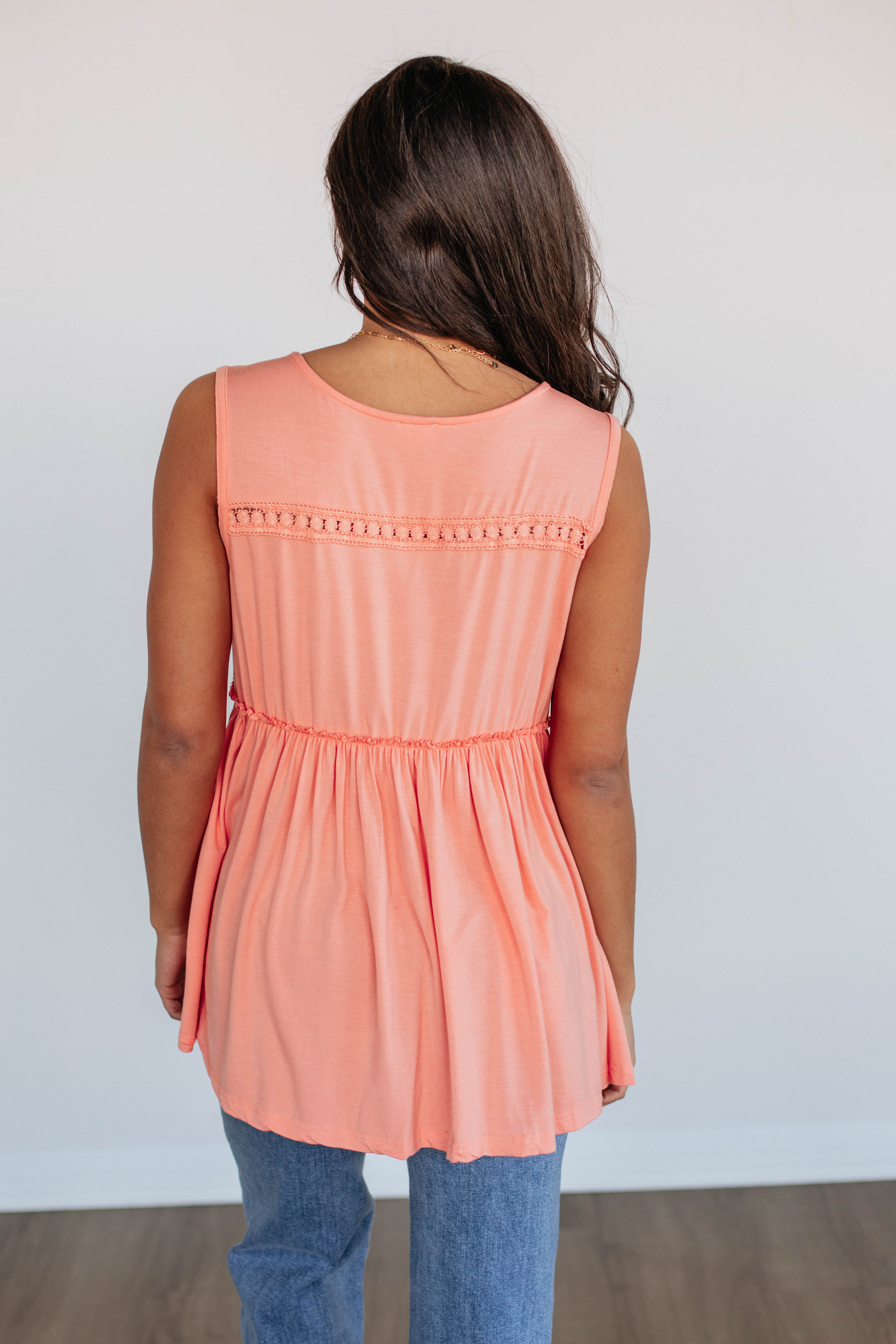 Dovile Babydoll Tank Top for Women - Soft Peach Sleeveless Shirt, Casual Summer Tunic, Perfect for Beach, Vacation & Everyday Wear
