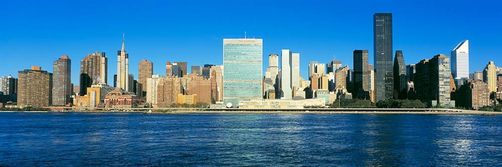 Peel & Stick Wall Mural - NYC Skyline with United Nations Building - 48x16 Inch Self-Adhesive Wallpaper - Perfect for Home, Office & Dorm Room Decor